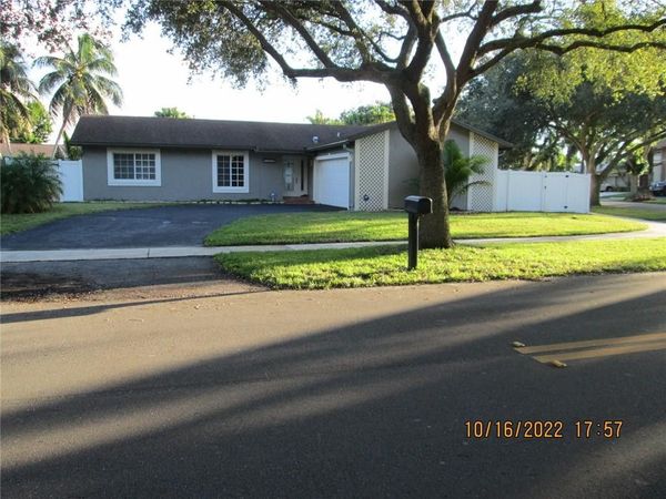 11538 SW 55th Court, Cooper City, FL 33330