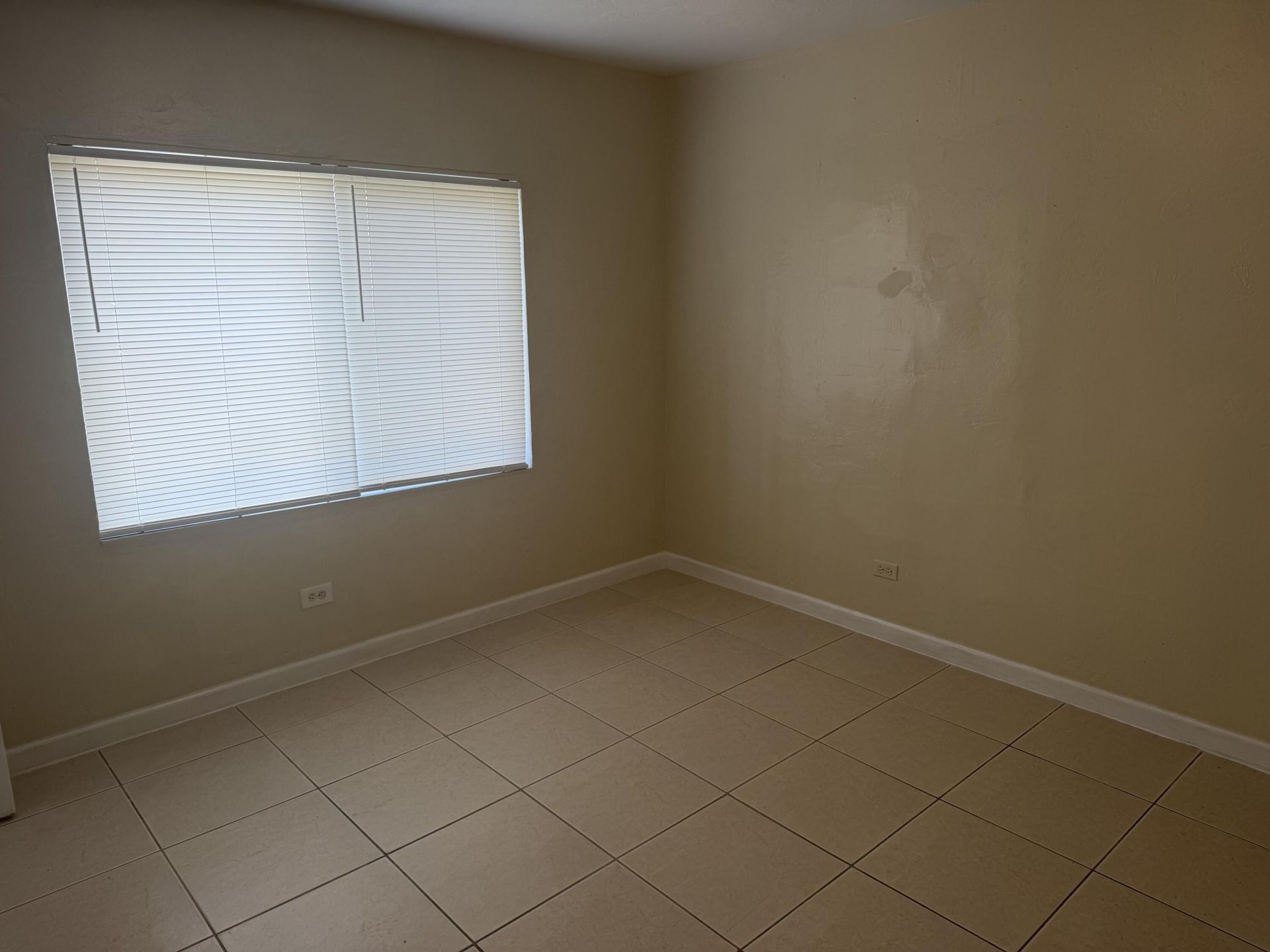 7803 NW 8th Avenue, Miami, FL 33150 Photo