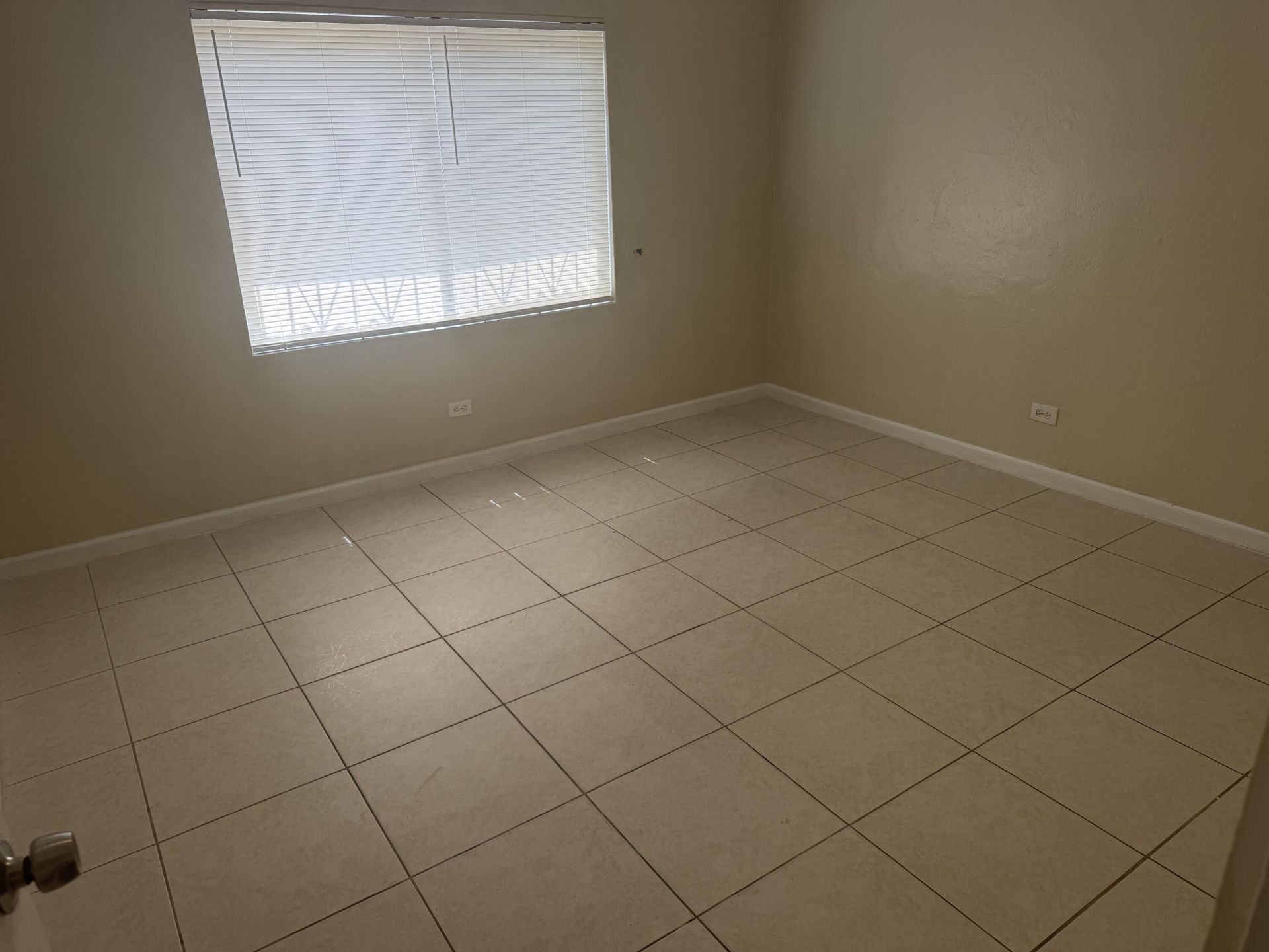 7803 NW 8th Avenue, Miami, FL 33150 Photo