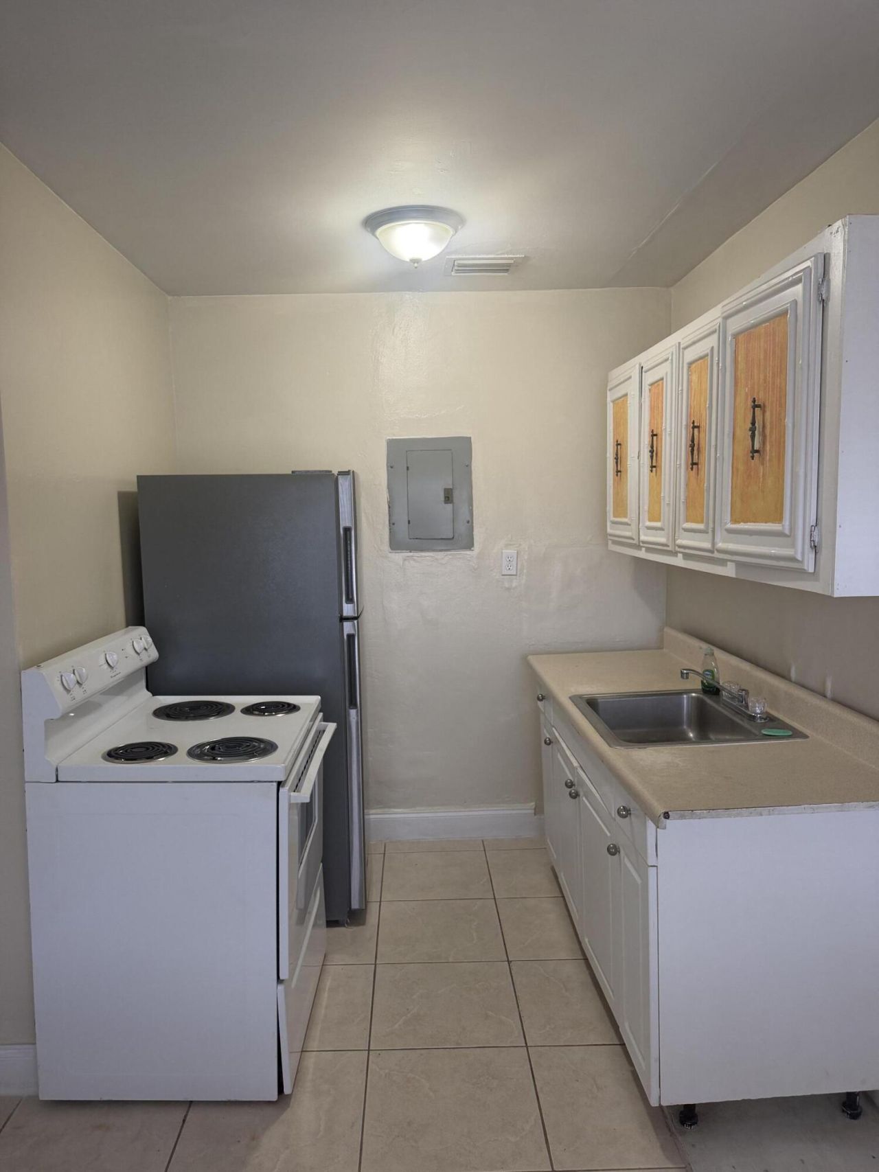 7803 NW 8th Avenue, Miami, FL 33150 Photo