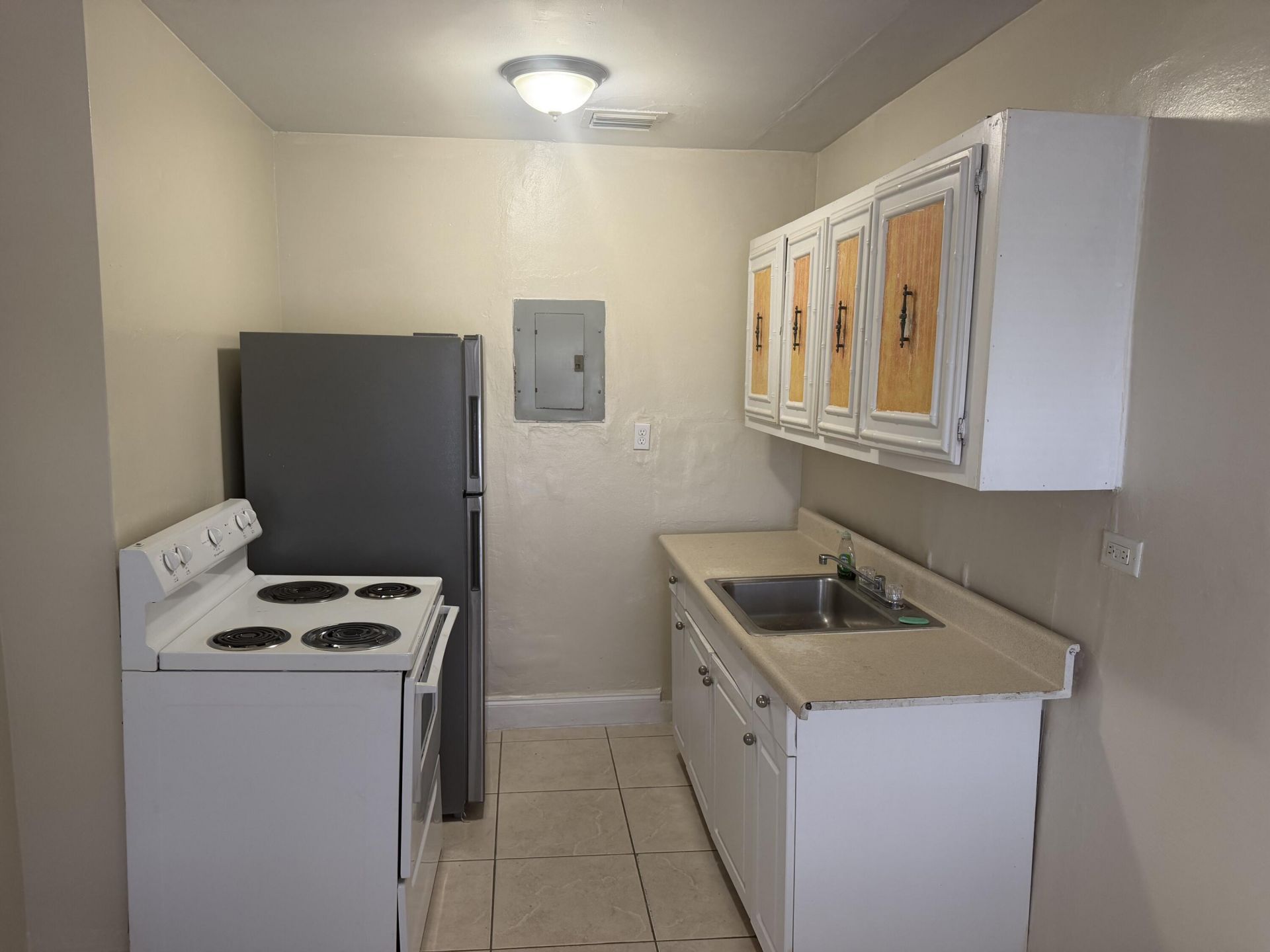 7803 NW 8th Avenue, Miami, FL 33150 Photo