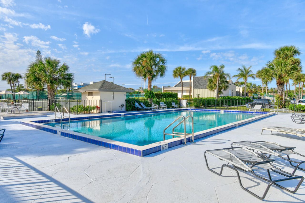 1605 S Us Highway 1, Unit M2-214, Jupiter, FL 33477 Photo