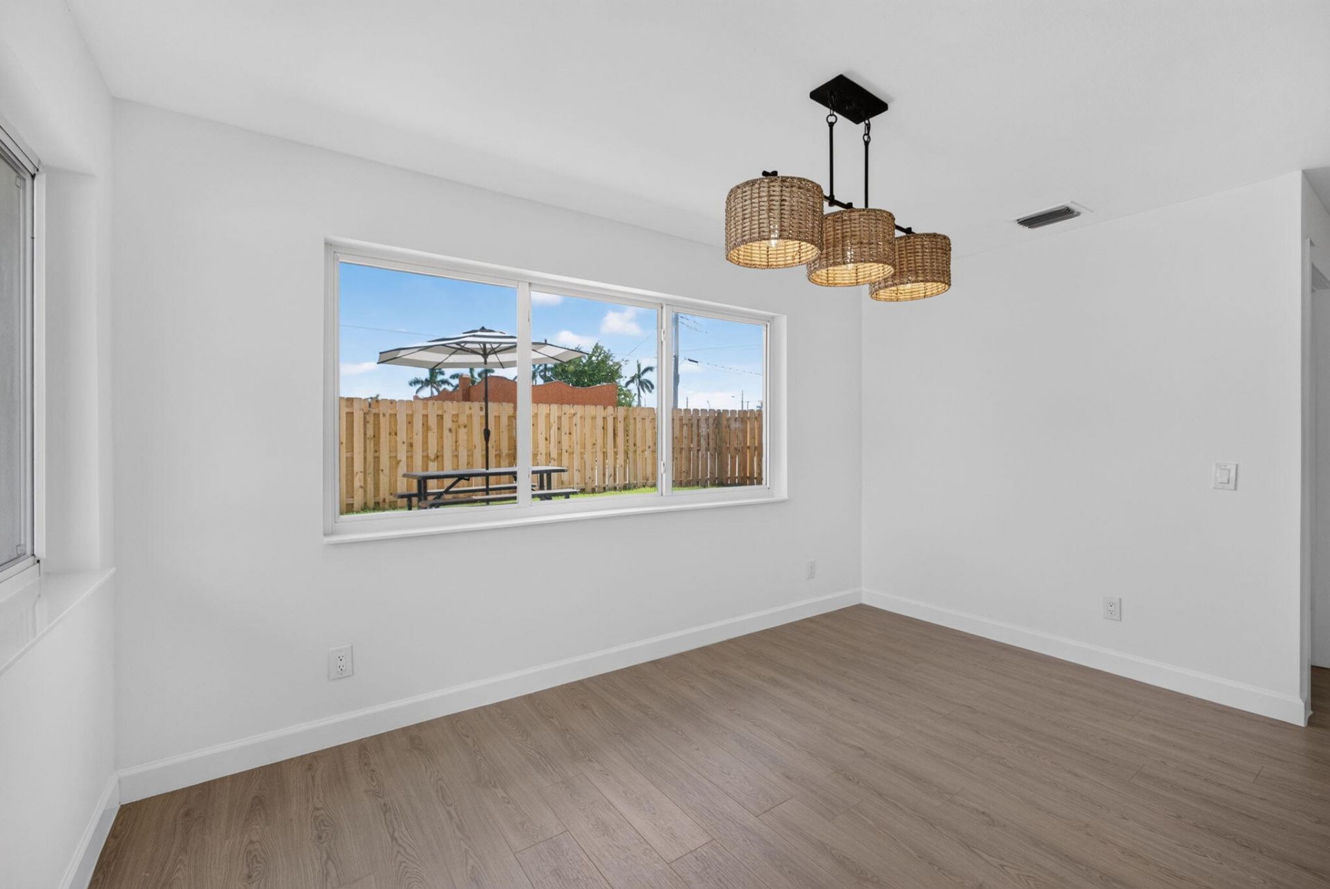 665 W 7th Street, Riviera Beach, FL 33404 Photo