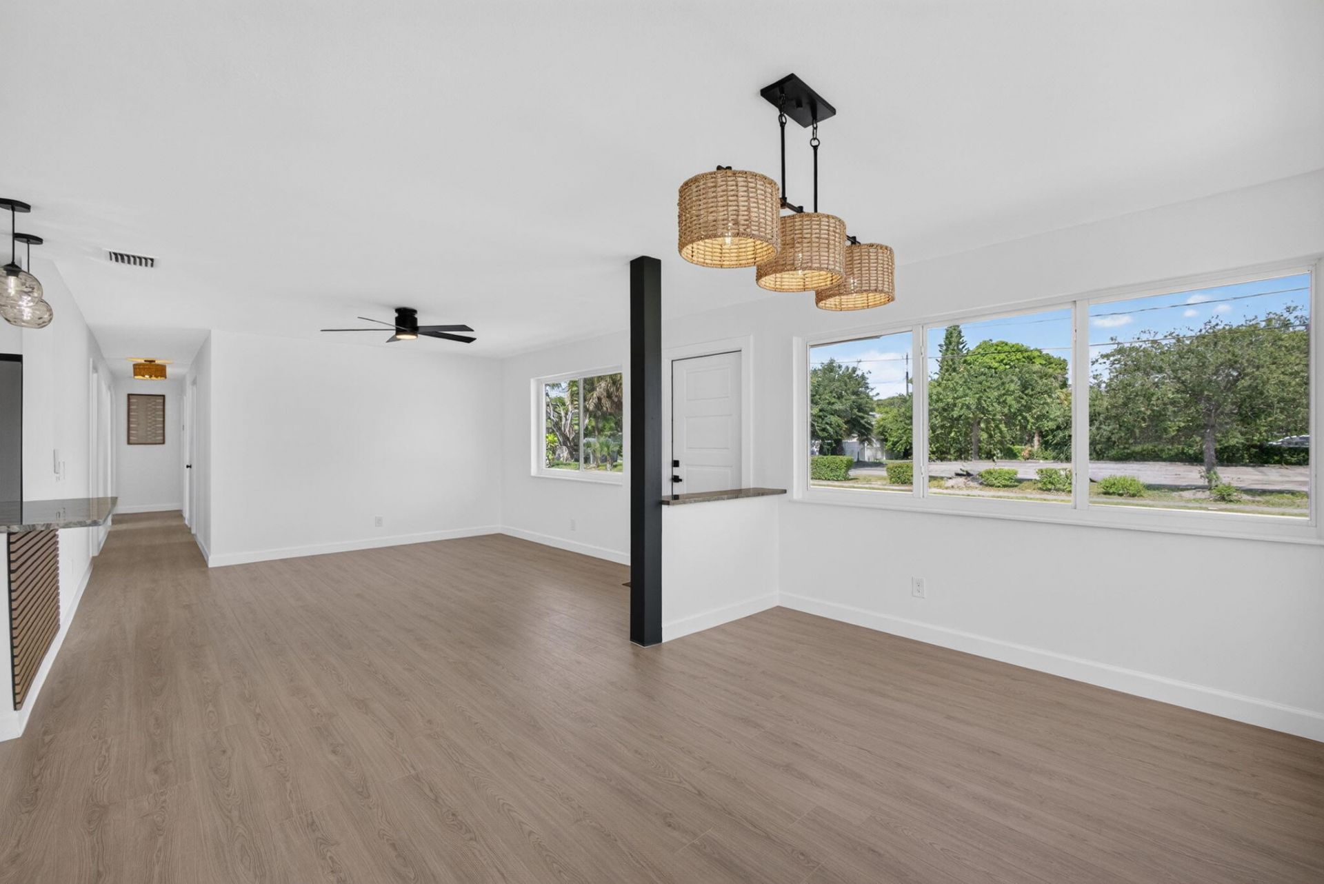 665 W 7th Street, Riviera Beach, FL 33404 Photo