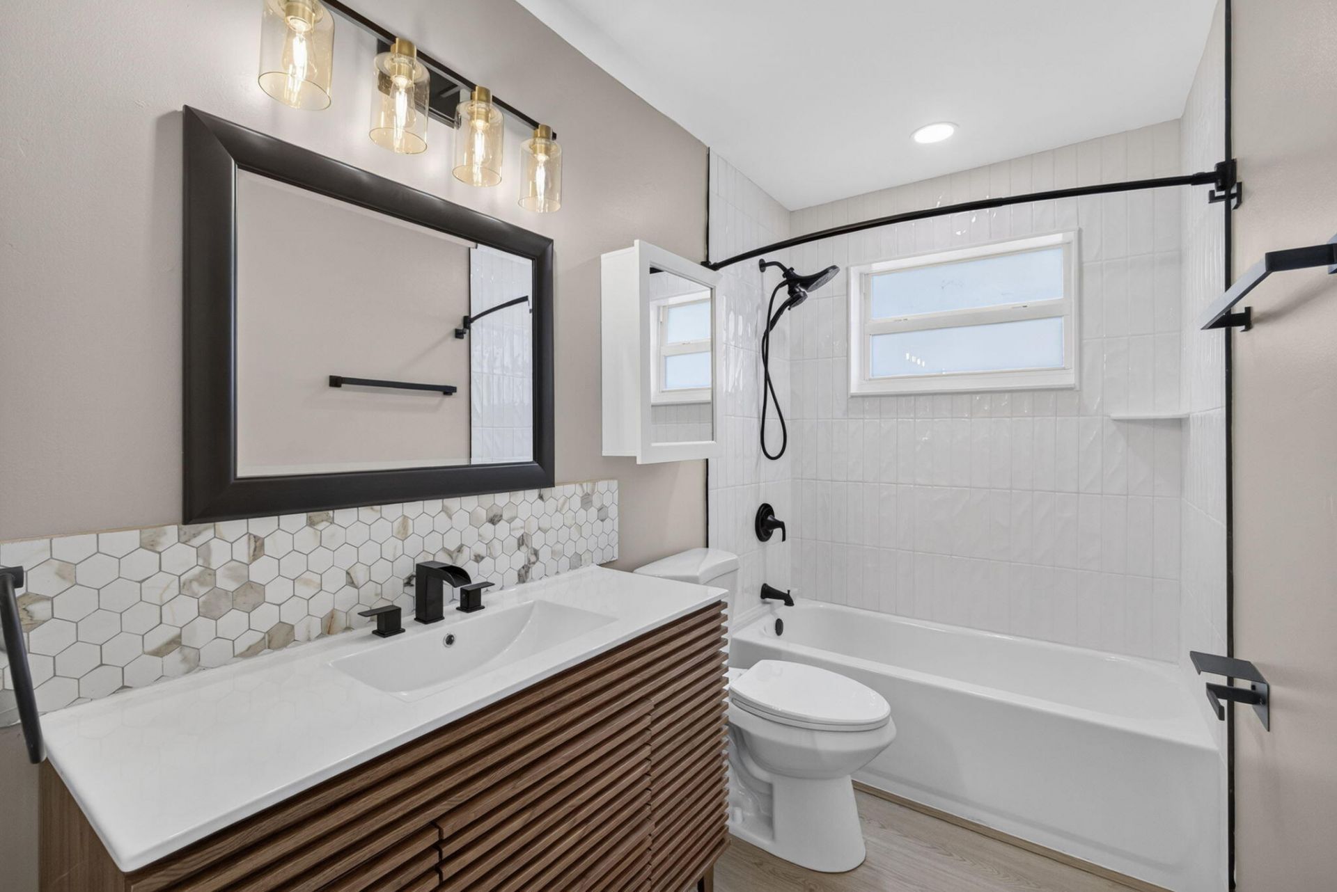 665 W 7th Street, Riviera Beach, FL 33404 Photo