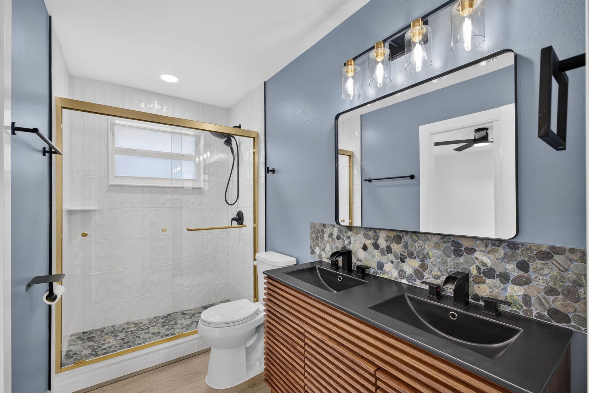 665 W 7th Street, Riviera Beach, FL 33404 Photo