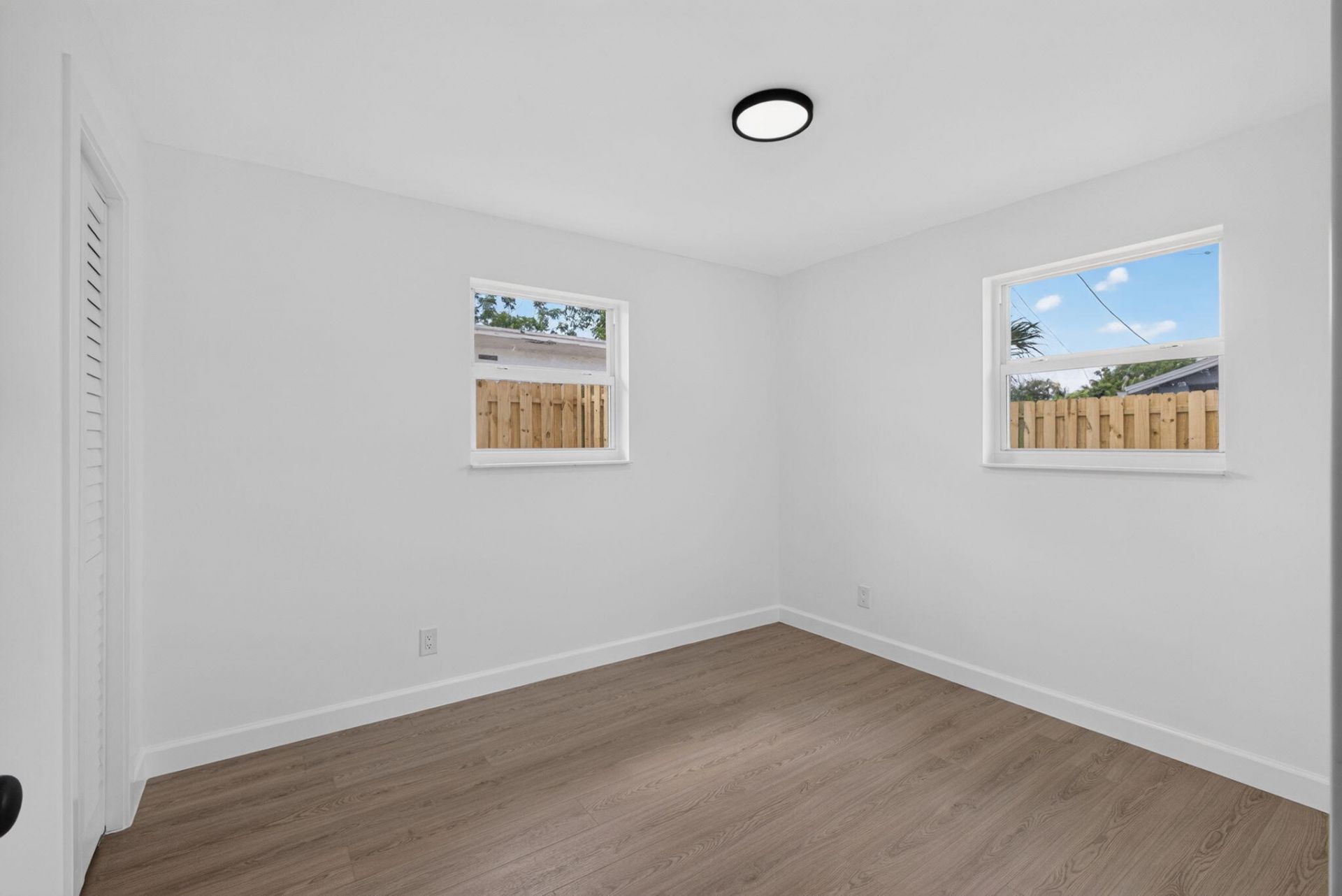665 W 7th Street, Riviera Beach, FL 33404 Photo