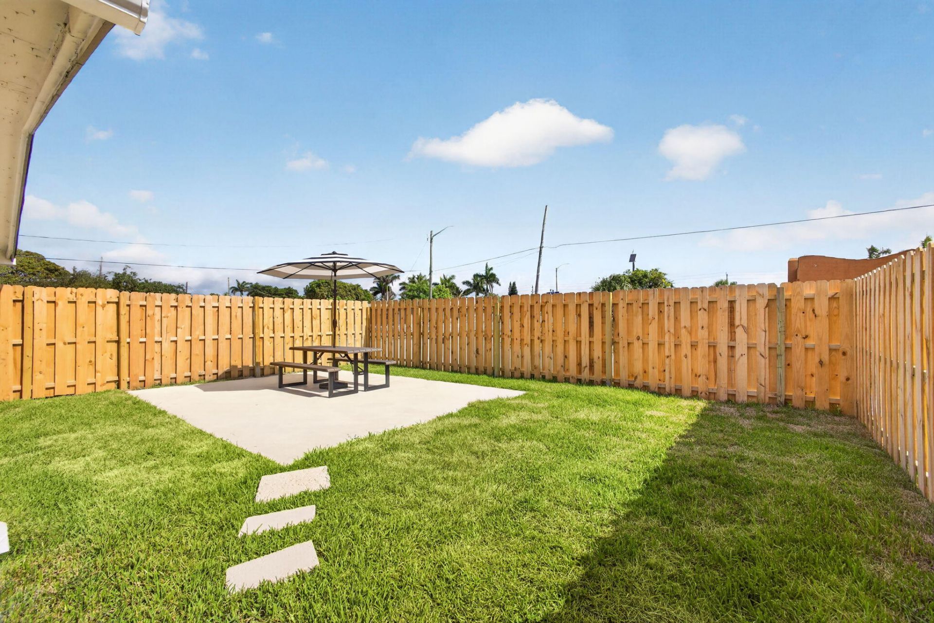 665 W 7th Street, Riviera Beach, FL 33404 Photo