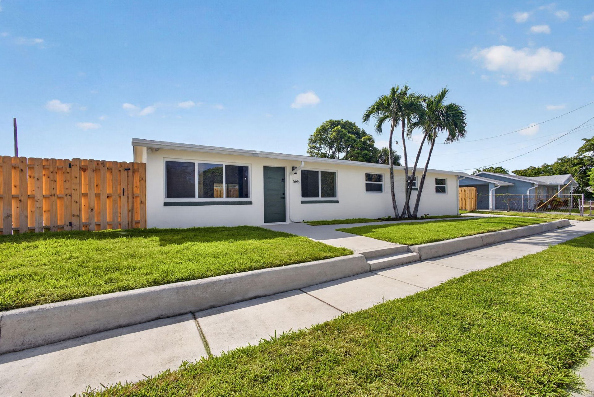 665 W 7th Street, Riviera Beach, FL 33404 Photo