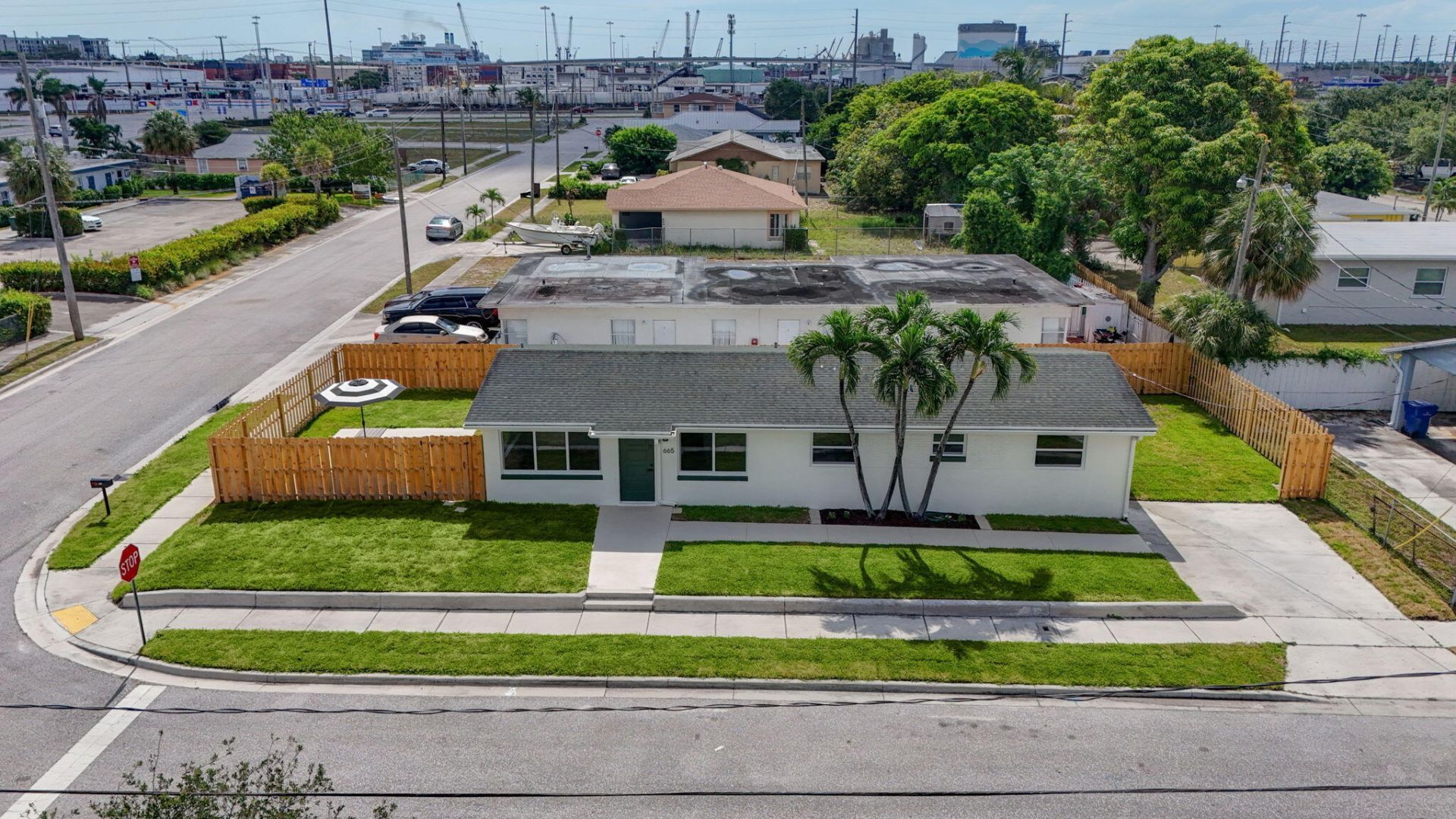 665 W 7th Street, Riviera Beach, FL 33404 Photo