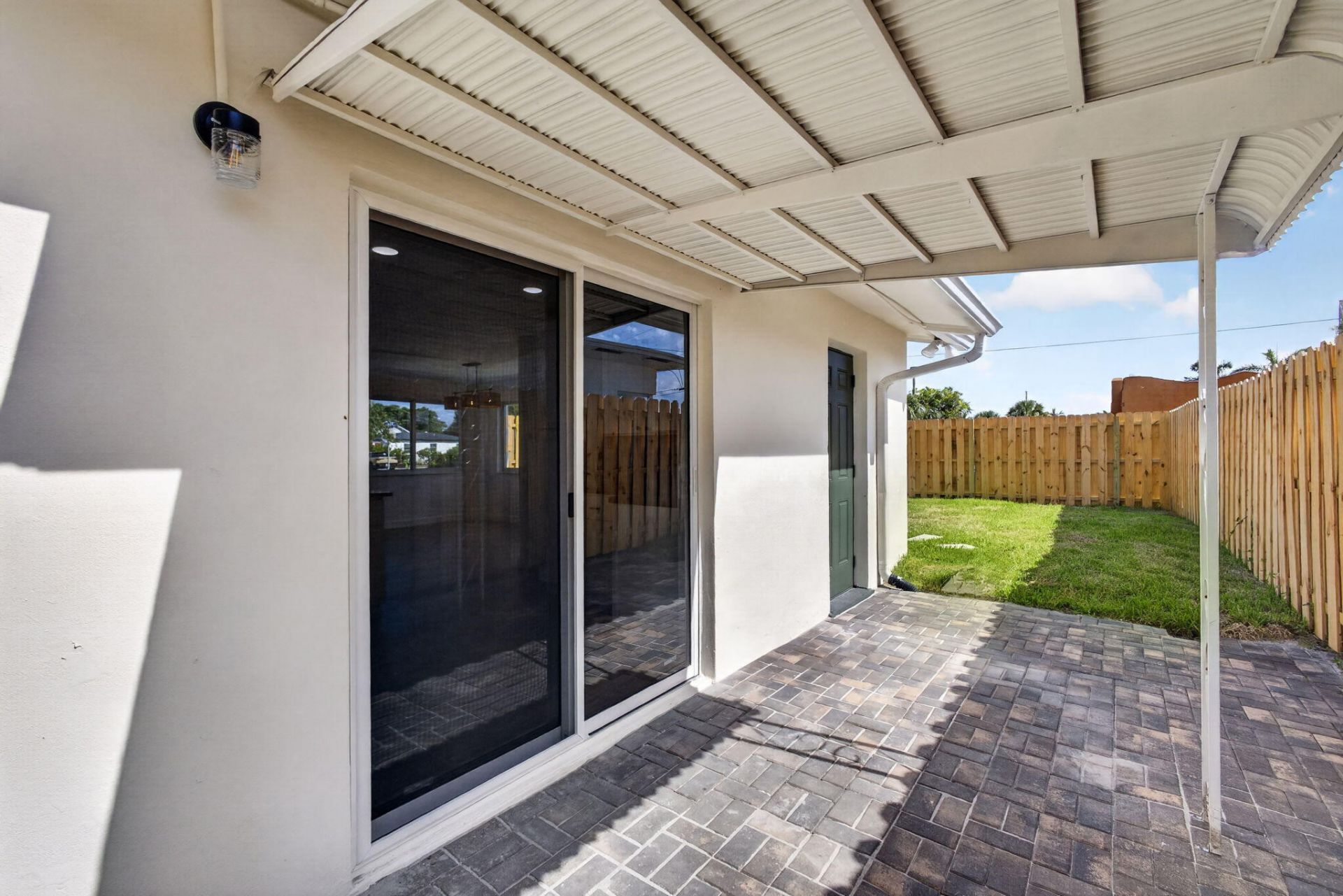 665 W 7th Street, Riviera Beach, FL 33404 Photo