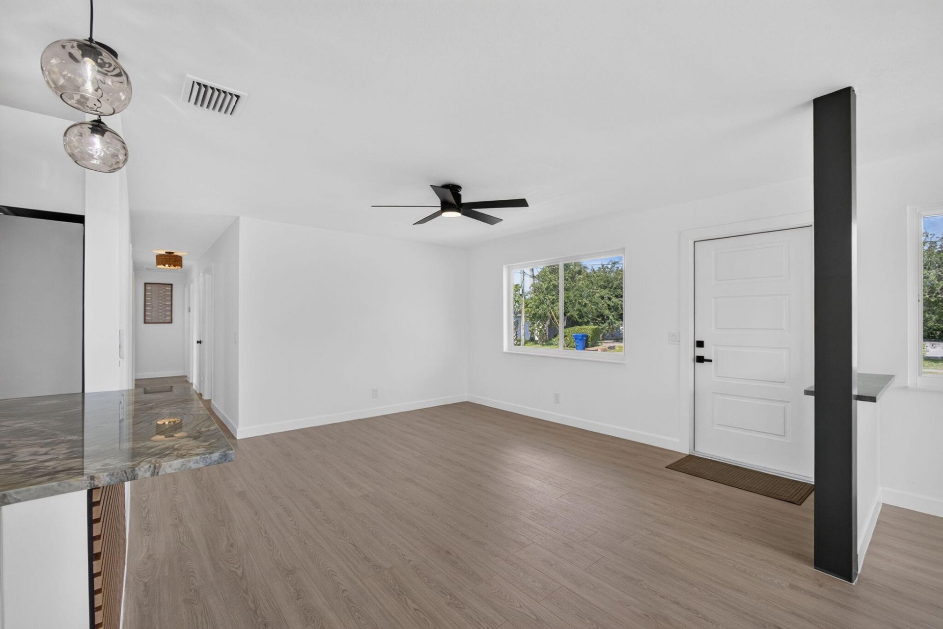 665 W 7th Street, Riviera Beach, FL 33404 Photo