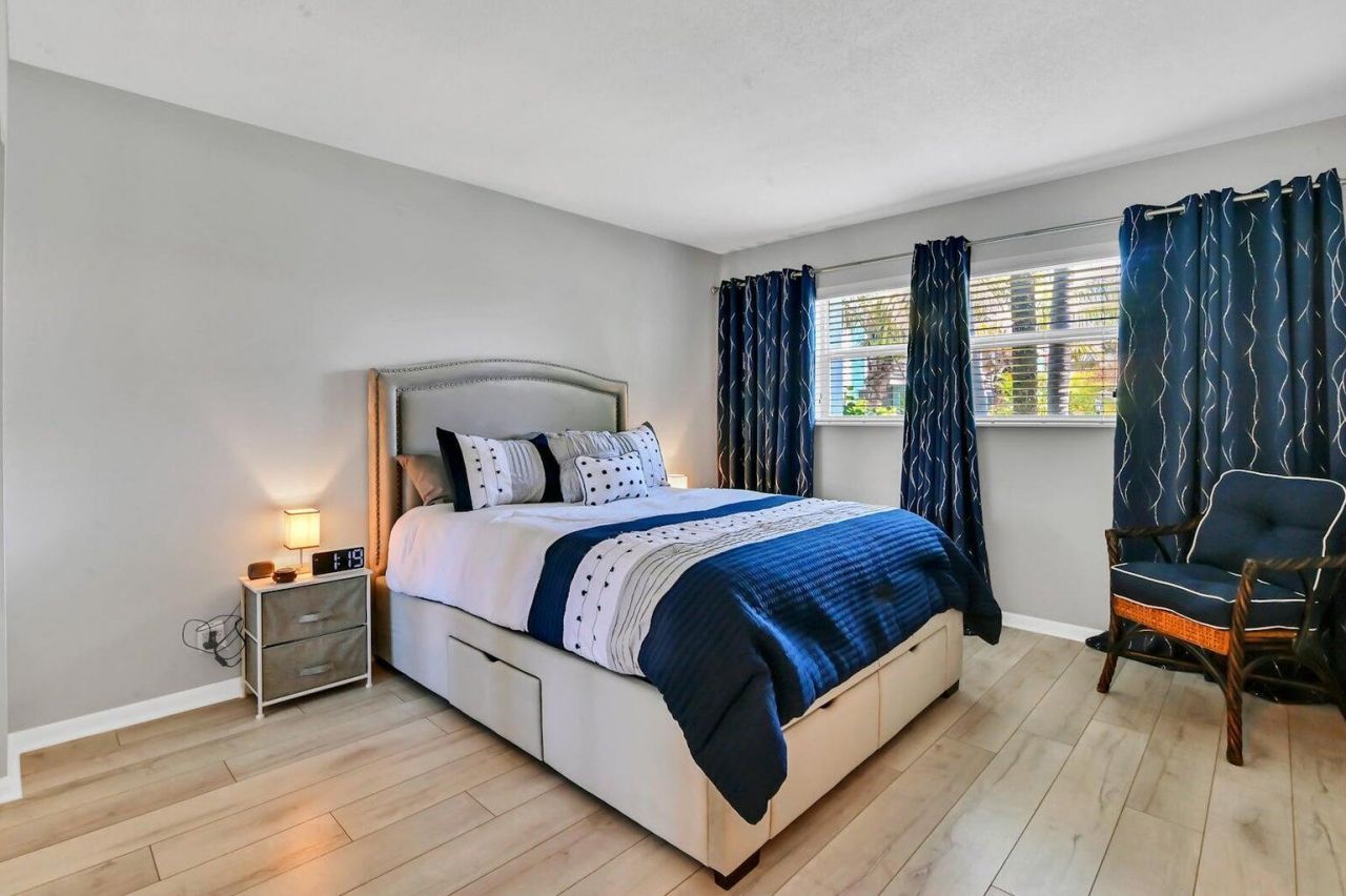 1432 S Lakeside Drive, Unit 2, Lake Worth Beach, FL 33460 Photo