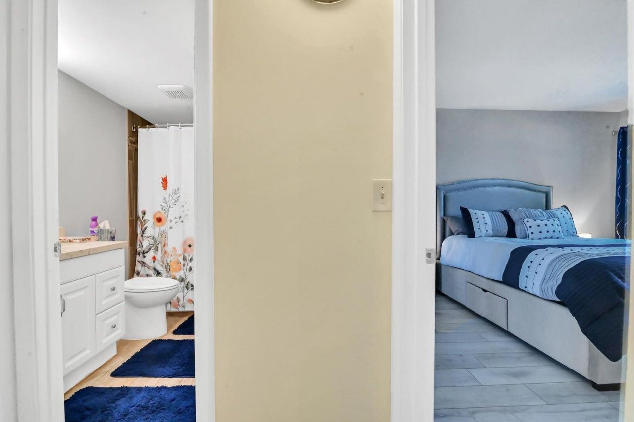 1432 S Lakeside Drive, Unit 2, Lake Worth Beach, FL 33460 Photo