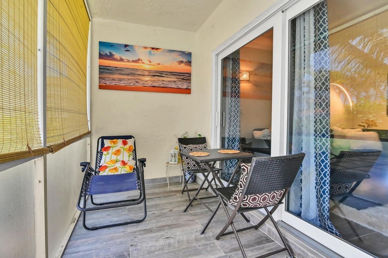 1432 S Lakeside Drive, Unit 2, Lake Worth Beach, FL 33460 Photo