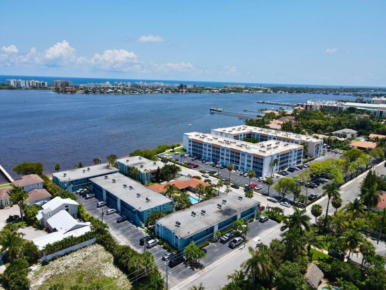 1432 S Lakeside Drive, Unit 2, Lake Worth Beach, FL 33460 Photo