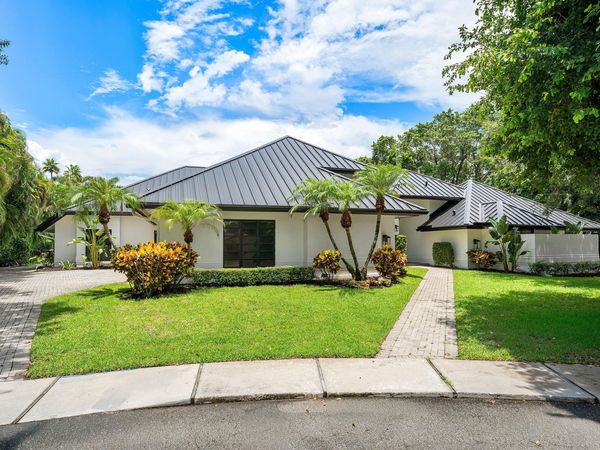 3235 Hyde Circle, Boca Raton, FL 33434