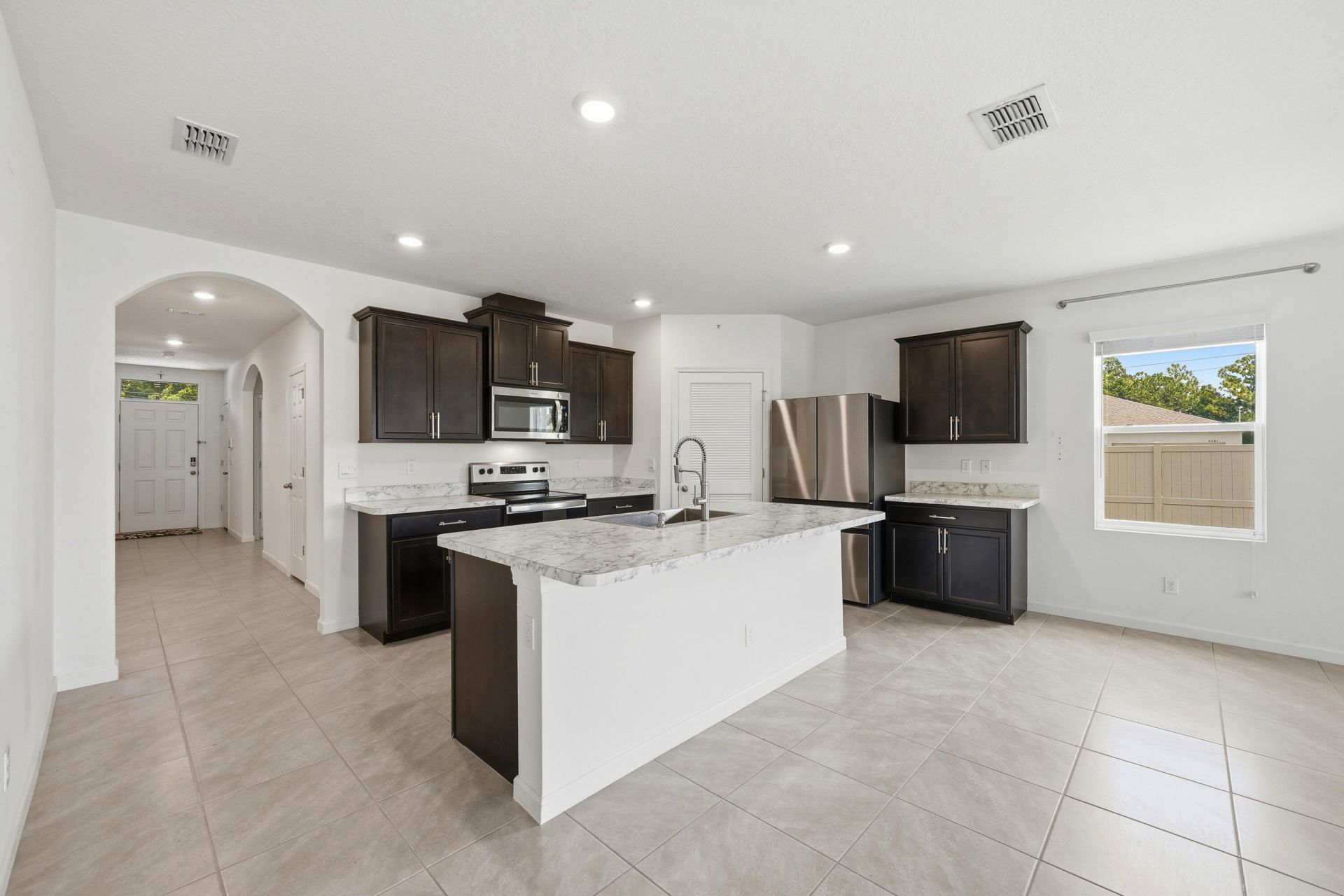 1572 SW Paar Drive, Port Saint Lucie, FL 34953 Photo