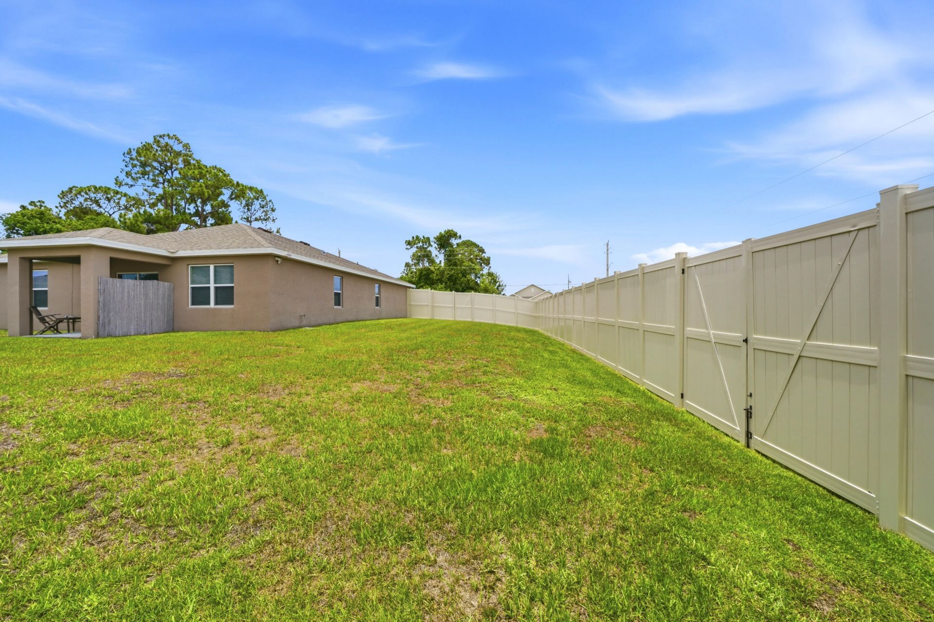 1572 SW Paar Drive, Port Saint Lucie, FL 34953 Photo