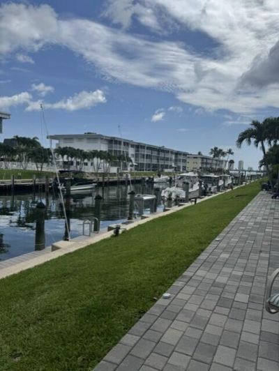 121 Wettaw Lane, Unit 115, North Palm Beach, FL 33408 Photo