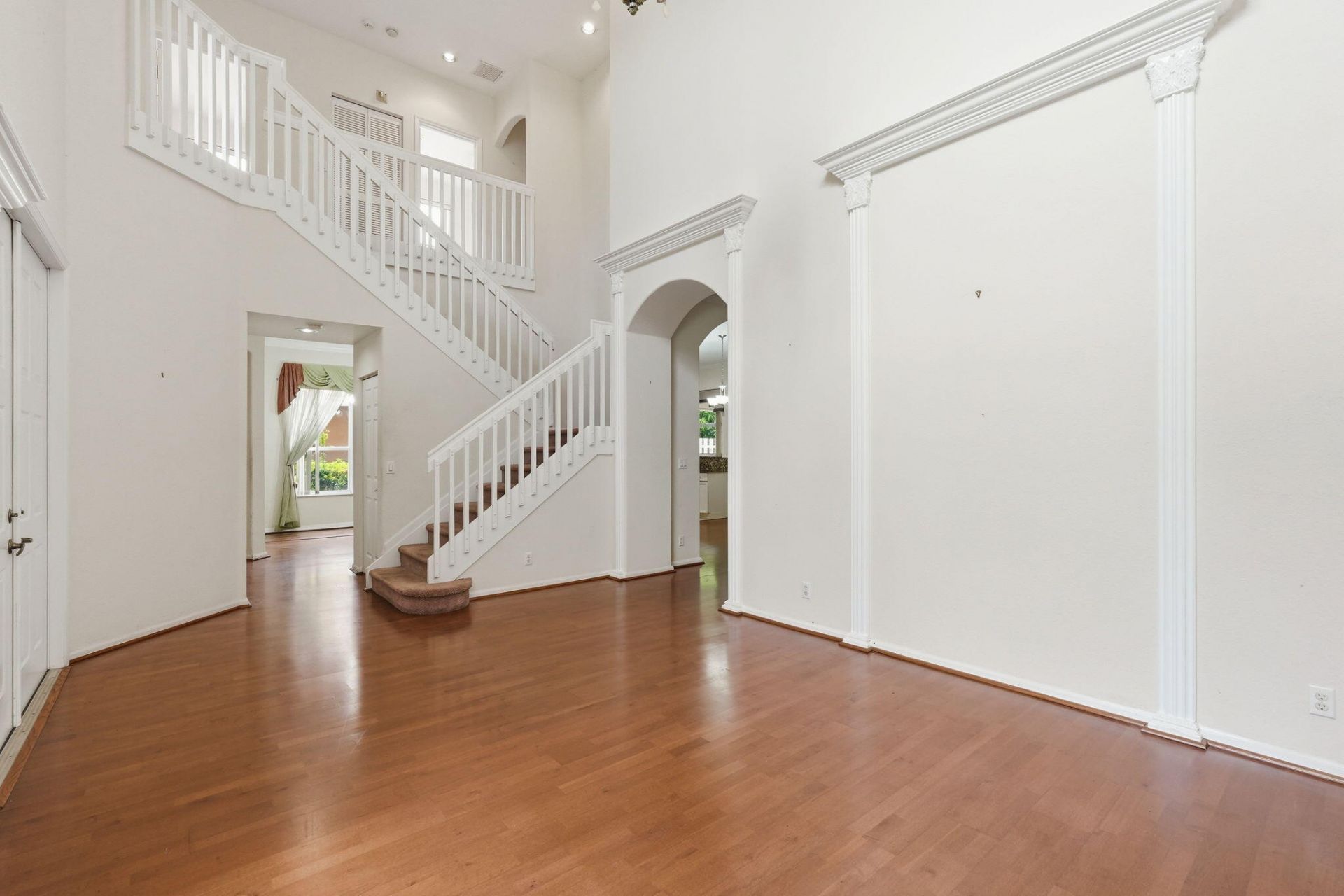 3956 Torres Circle, West Palm Beach, FL 33409 Photo