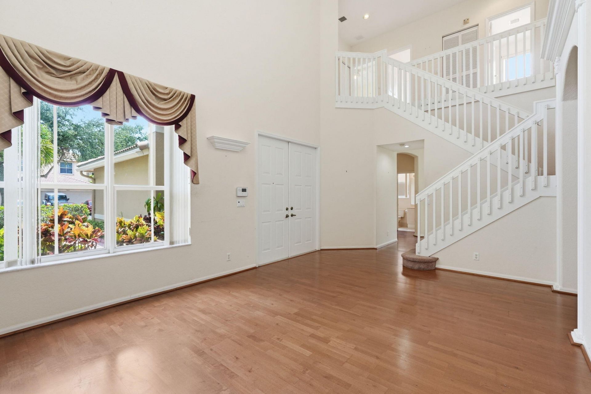 3956 Torres Circle, West Palm Beach, FL 33409 Photo