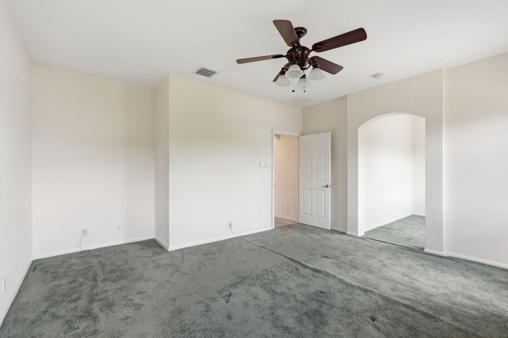 3956 Torres Circle, West Palm Beach, FL 33409 Photo