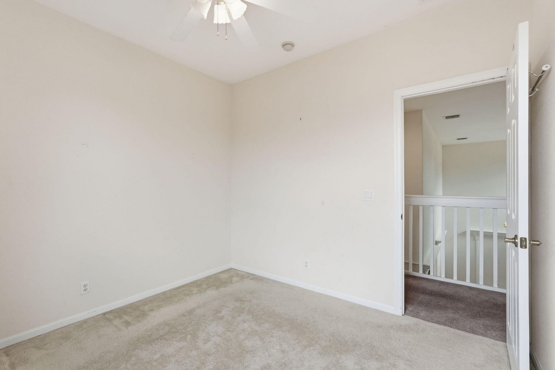 3956 Torres Circle, West Palm Beach, FL 33409 Photo