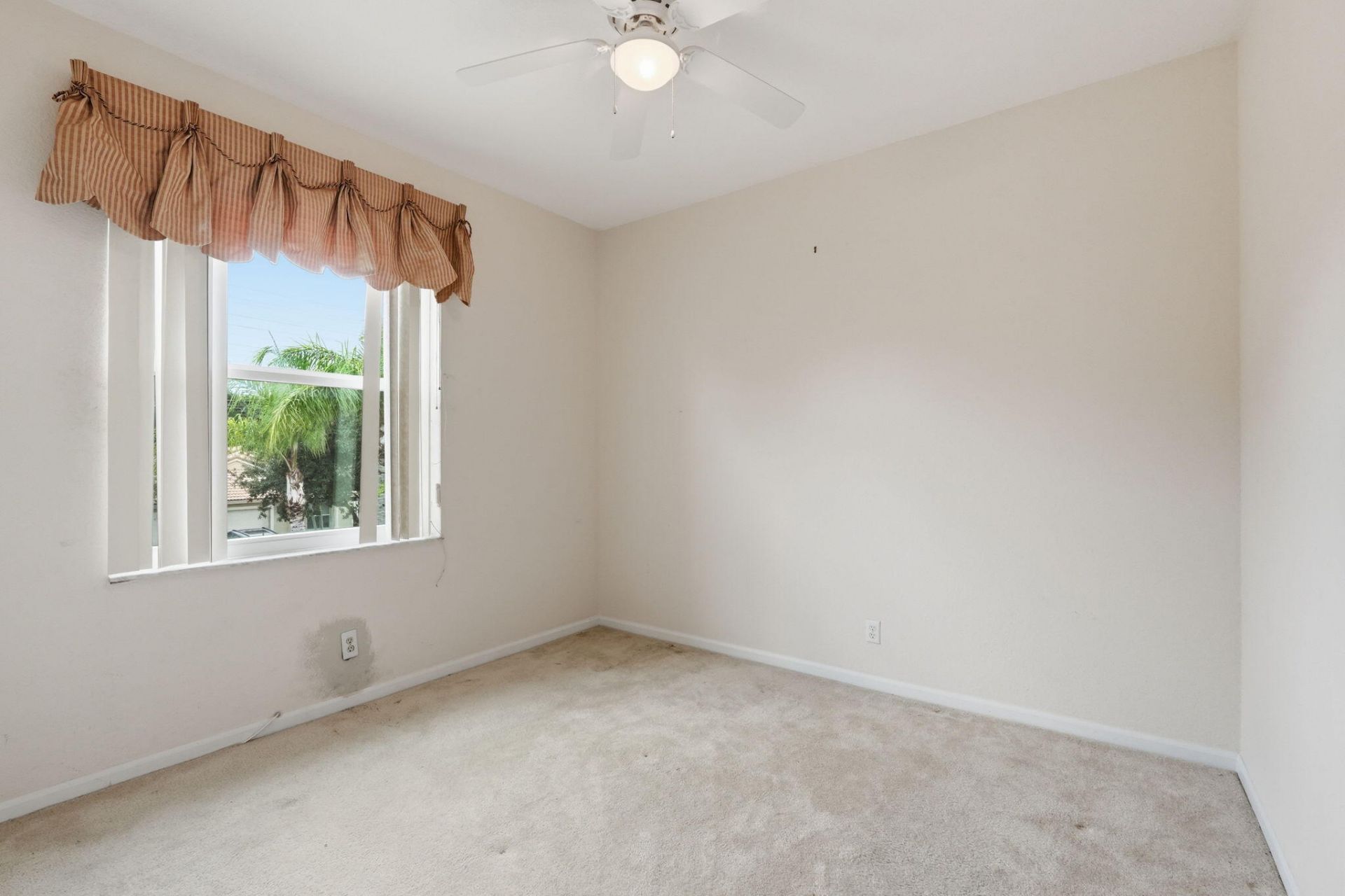 3956 Torres Circle, West Palm Beach, FL 33409 Photo