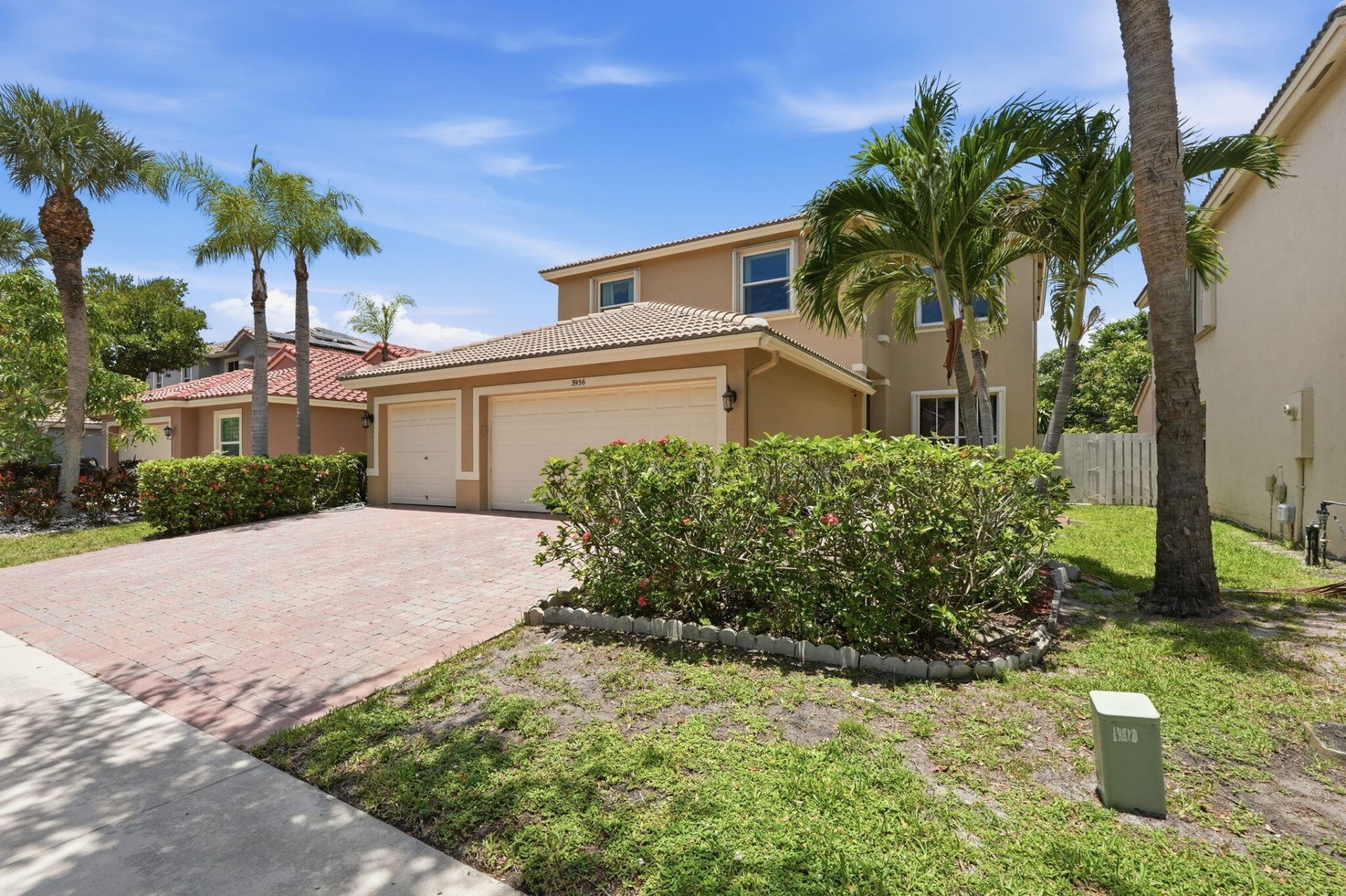 3956 Torres Circle, West Palm Beach, FL 33409 Photo
