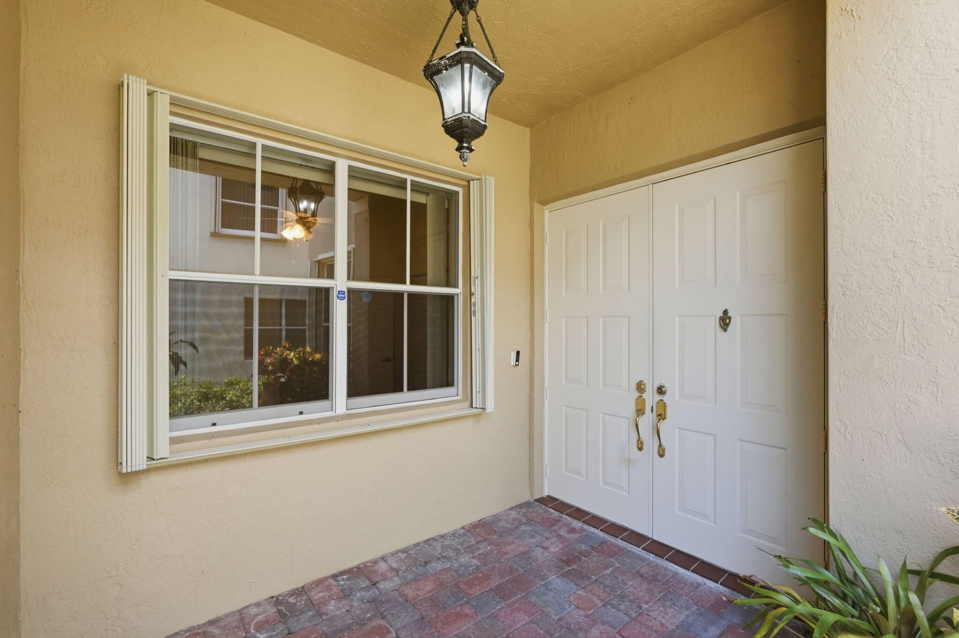 3956 Torres Circle, West Palm Beach, FL 33409 Photo