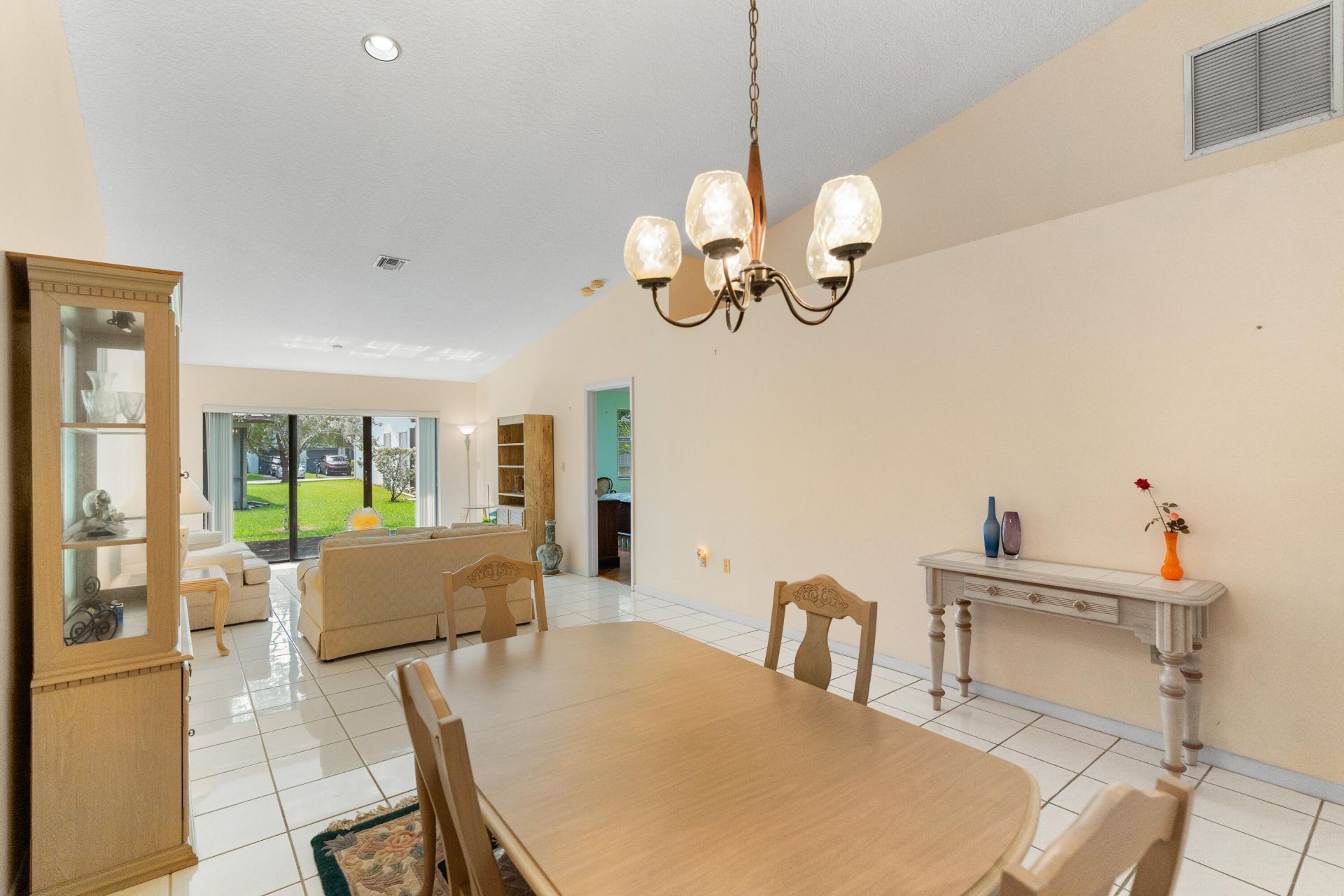 8108 NW 100th Lane, Tamarac, FL 33321 Photo