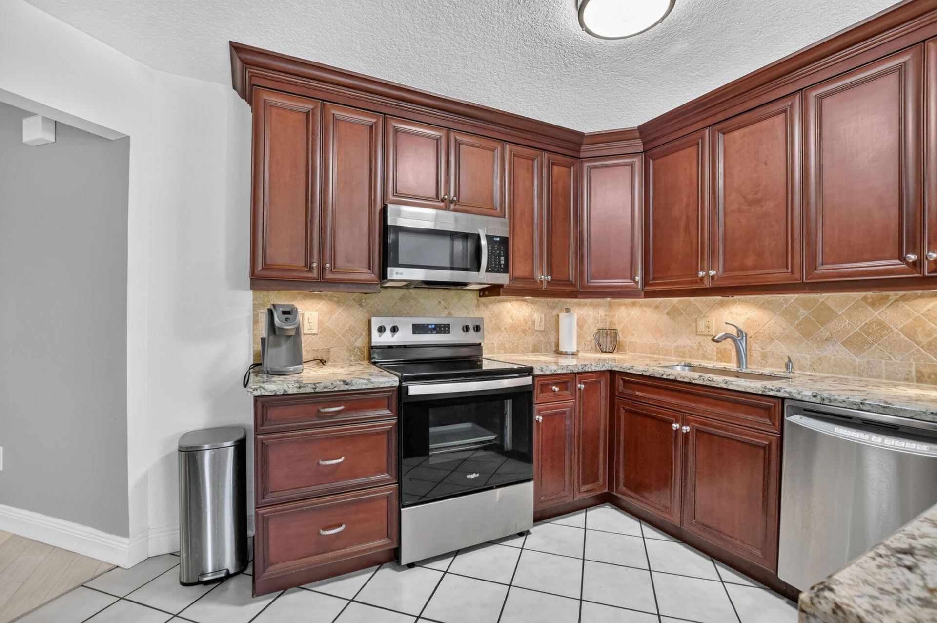 6675 Montego Bay Boulevard, Unit B, Boca Raton, FL 33433 Photo