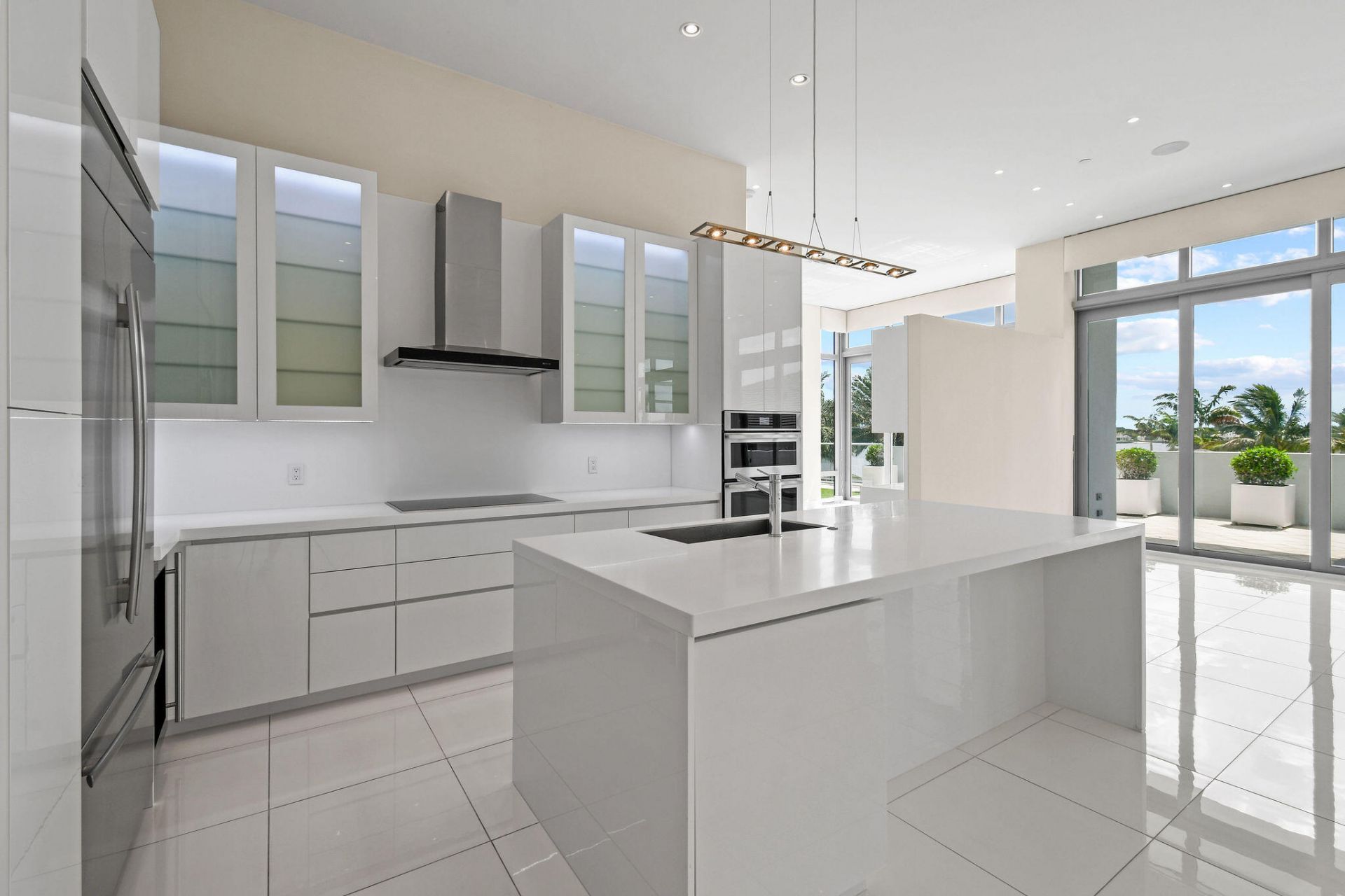 2 Water Club Way, Unit 301, North Palm Beach, FL 33408 Photo