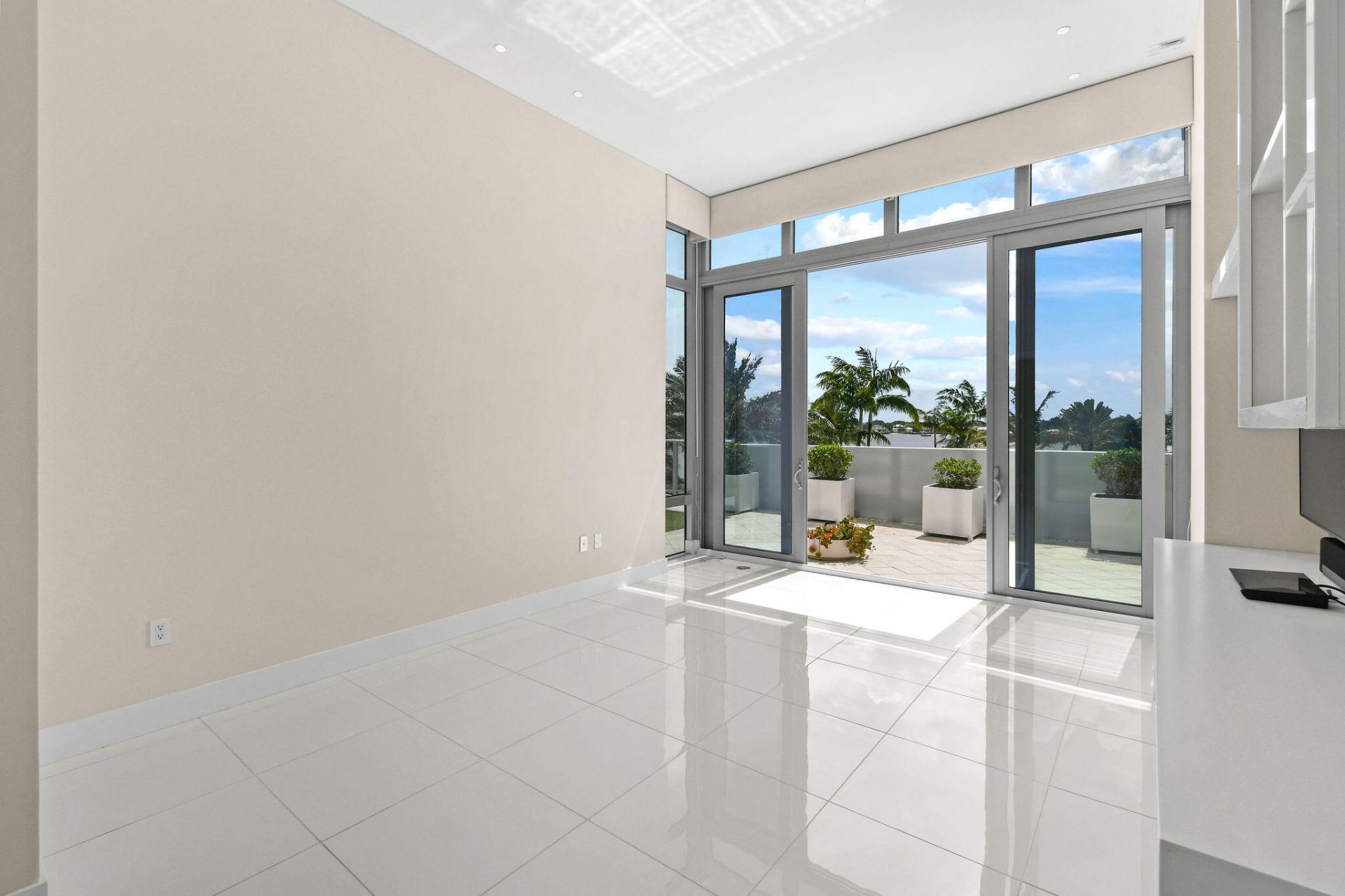 2 Water Club Way, Unit 301, North Palm Beach, FL 33408 Photo