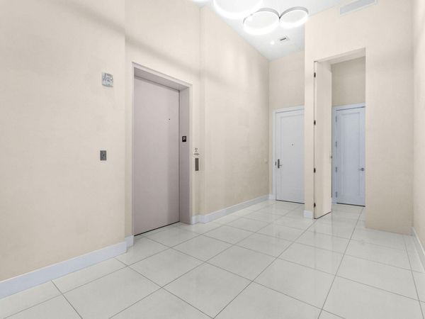 2 Water Club Way, Unit 301, North Palm Beach, FL 33408