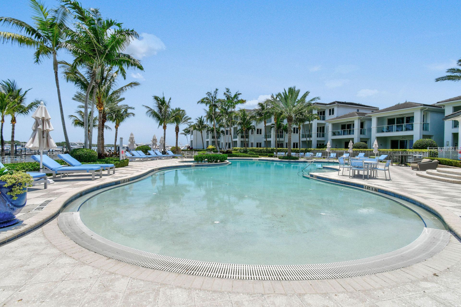 2 Water Club Way, Unit 301, North Palm Beach, FL 33408 Photo
