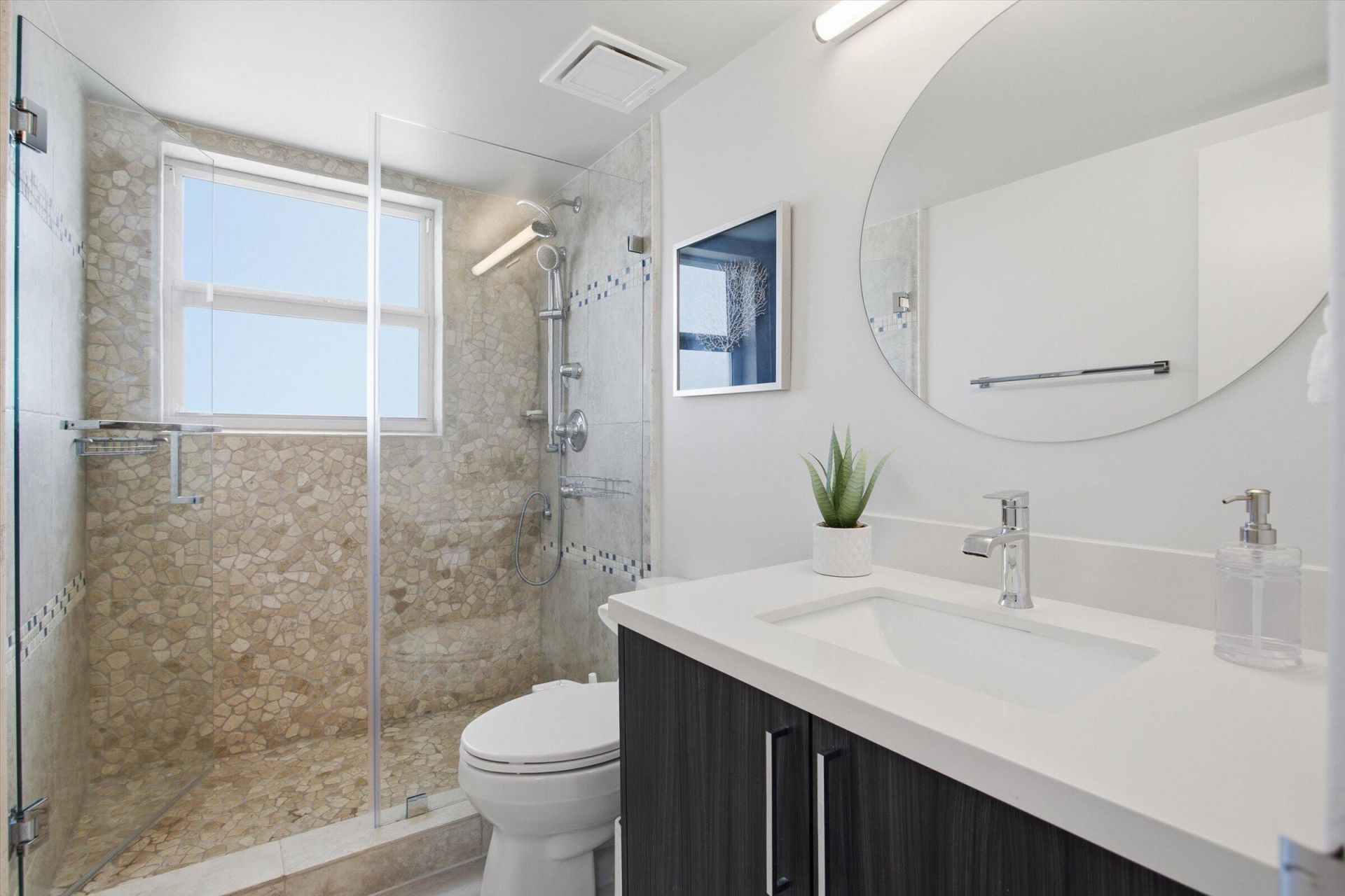 4747 Collins Avenue, Unit 1109, Miami Beach, FL 33140 Photo