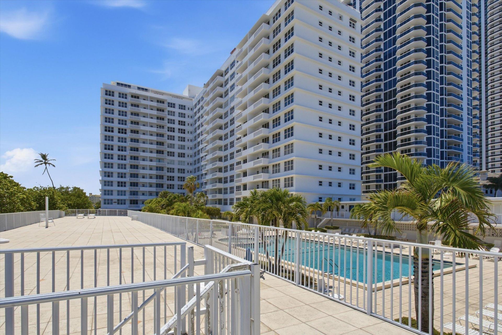 4747 Collins Avenue, Unit 1109, Miami Beach, FL 33140 Photo