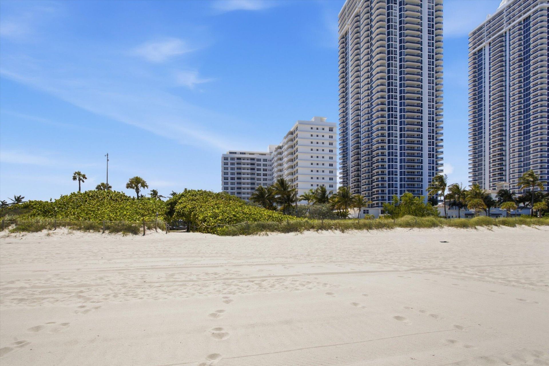 4747 Collins Avenue, Unit 1109, Miami Beach, FL 33140 Photo