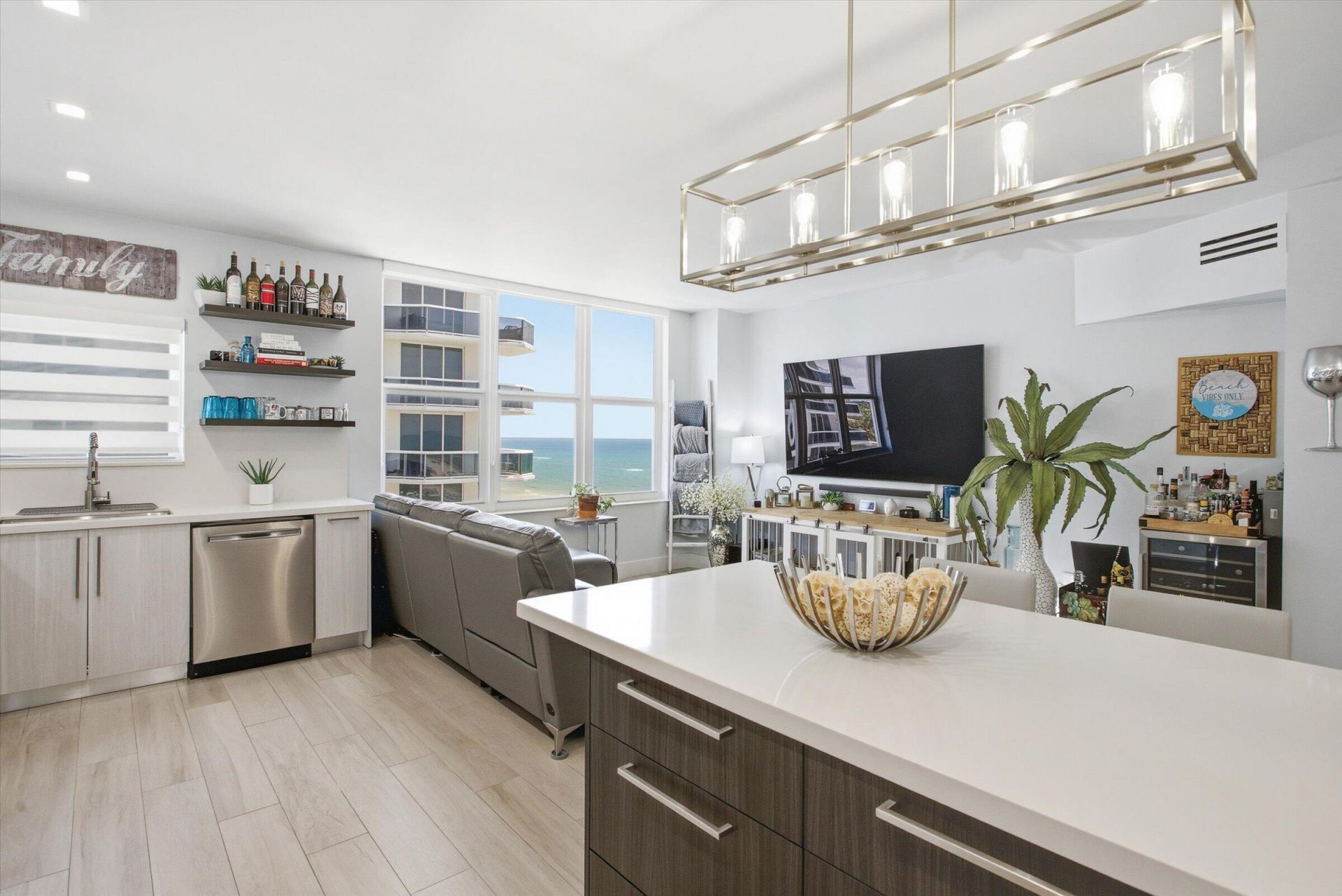 4747 Collins Avenue, Unit 1109, Miami Beach, FL 33140 Photo
