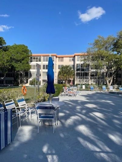 2649 NW 48th Terrace, Unit 433, Lauderdale Lakes, FL 33313 Photo