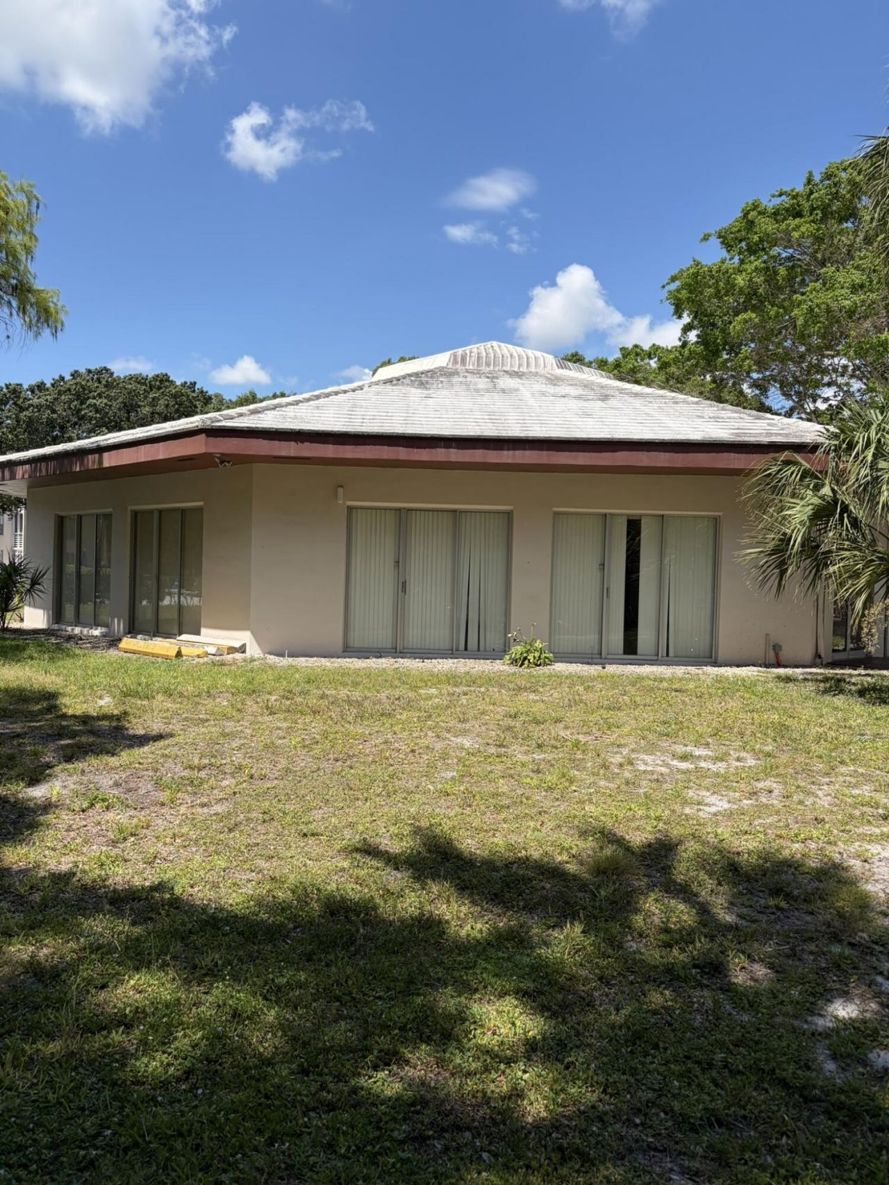2649 NW 48th Terrace, Unit 433, Lauderdale Lakes, FL 33313 Photo