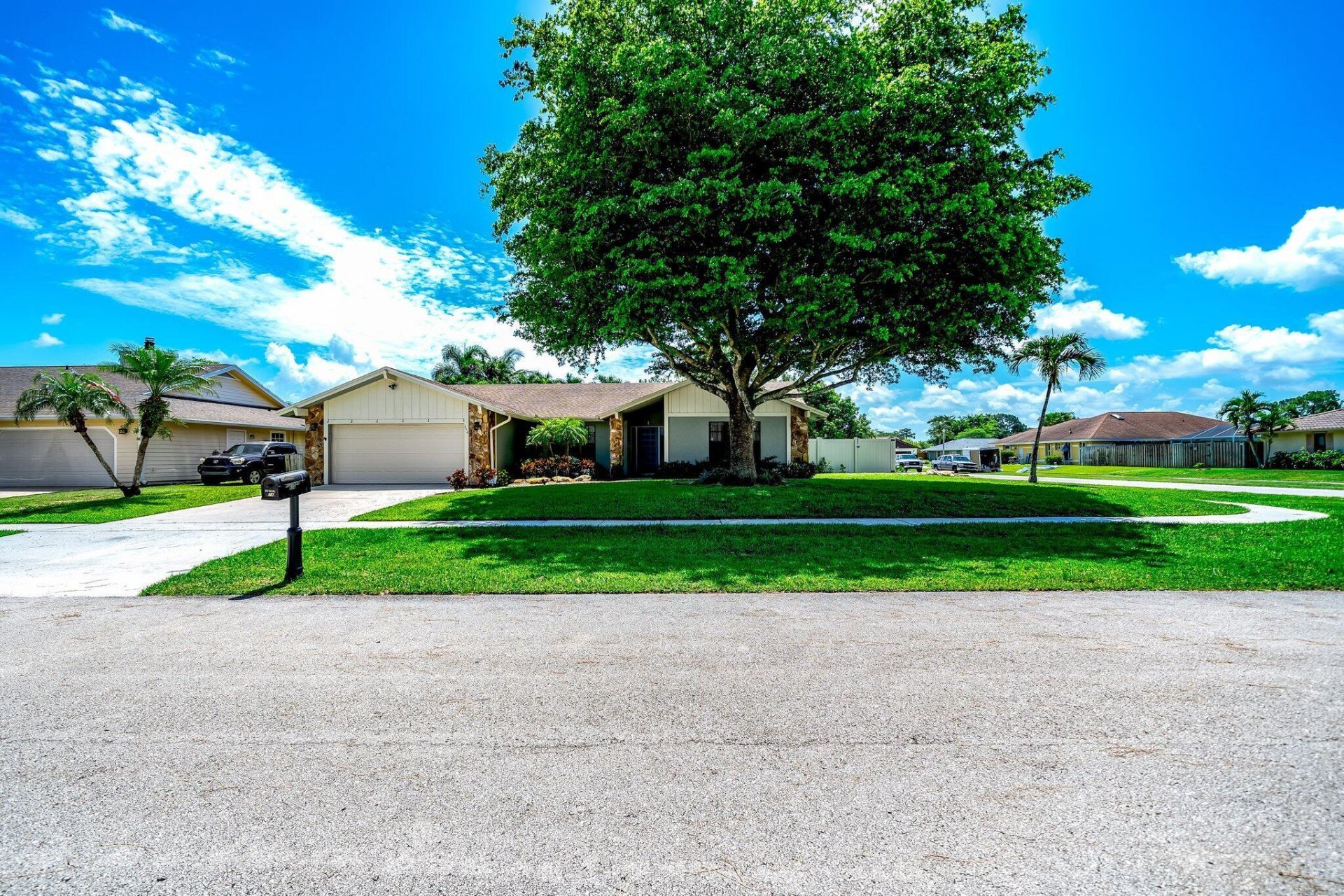 574 Juniper Place, Wellington, FL 33414 Photo