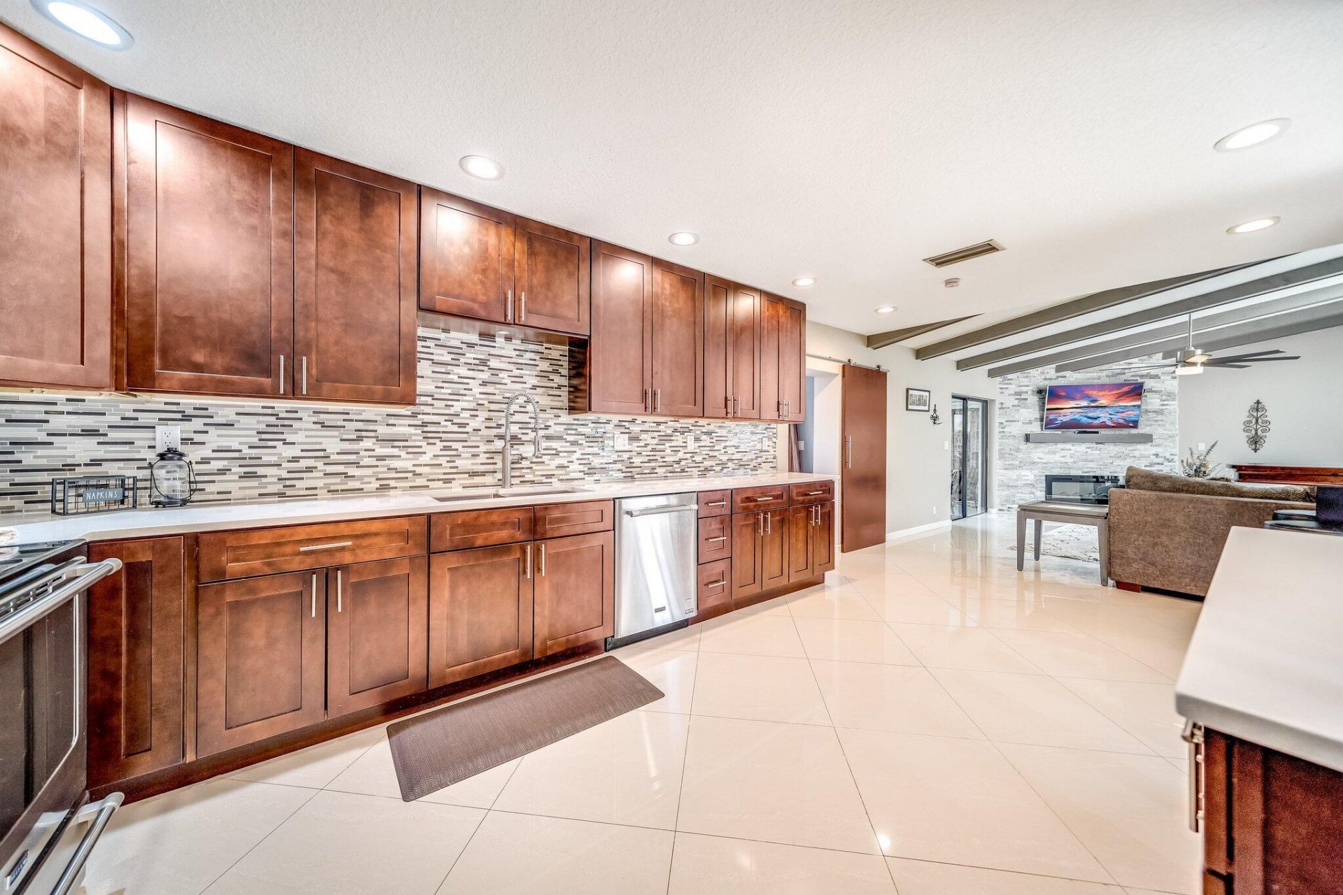 574 Juniper Place, Wellington, FL 33414 Photo