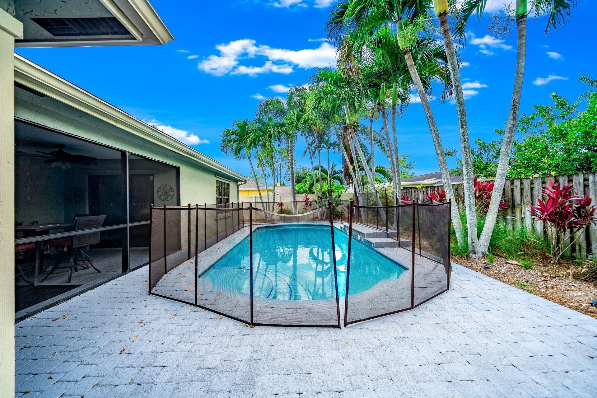 574 Juniper Place, Wellington, FL 33414 Photo