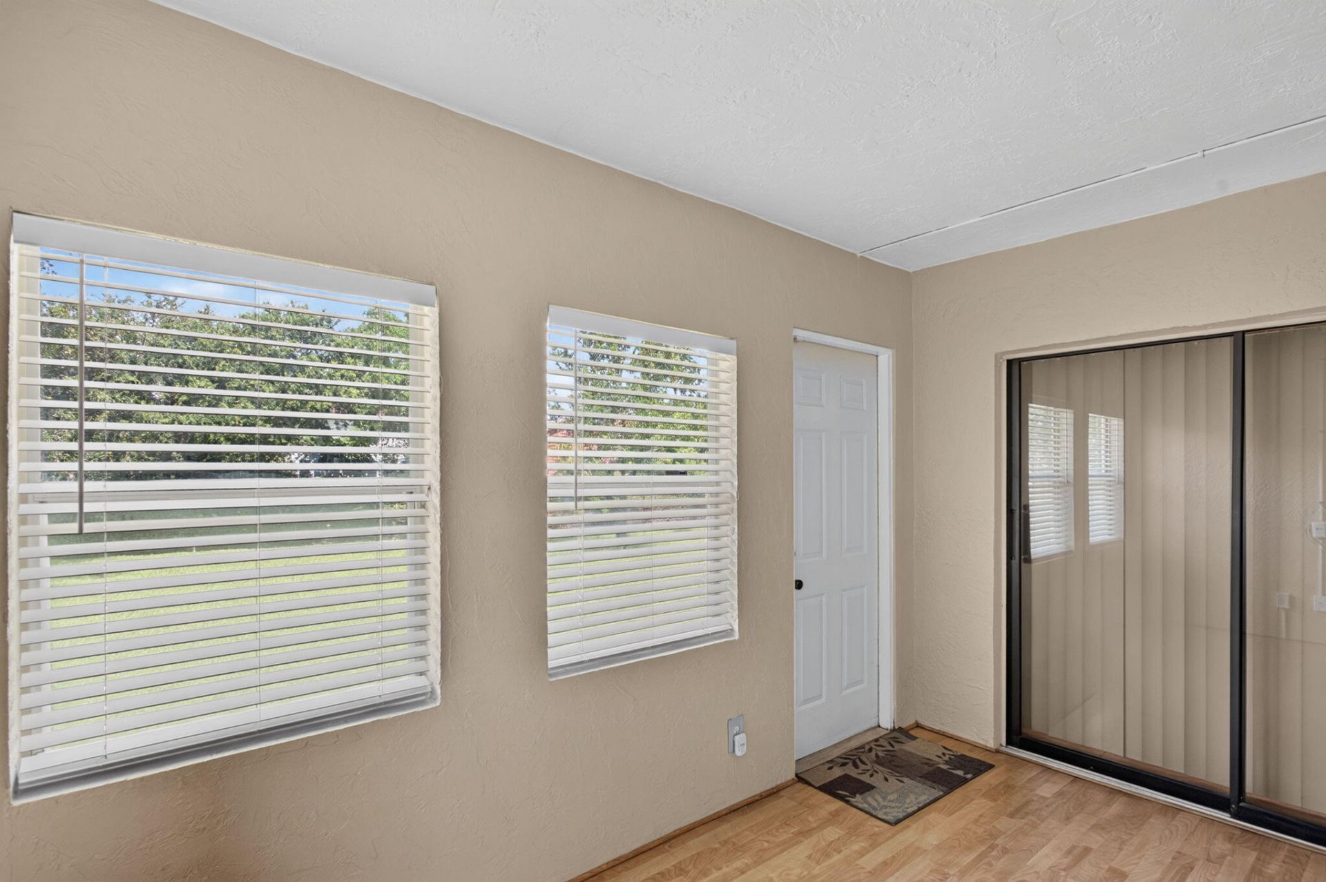 353 NW 36th Avenue, Deerfield Beach, FL 33442 Photo