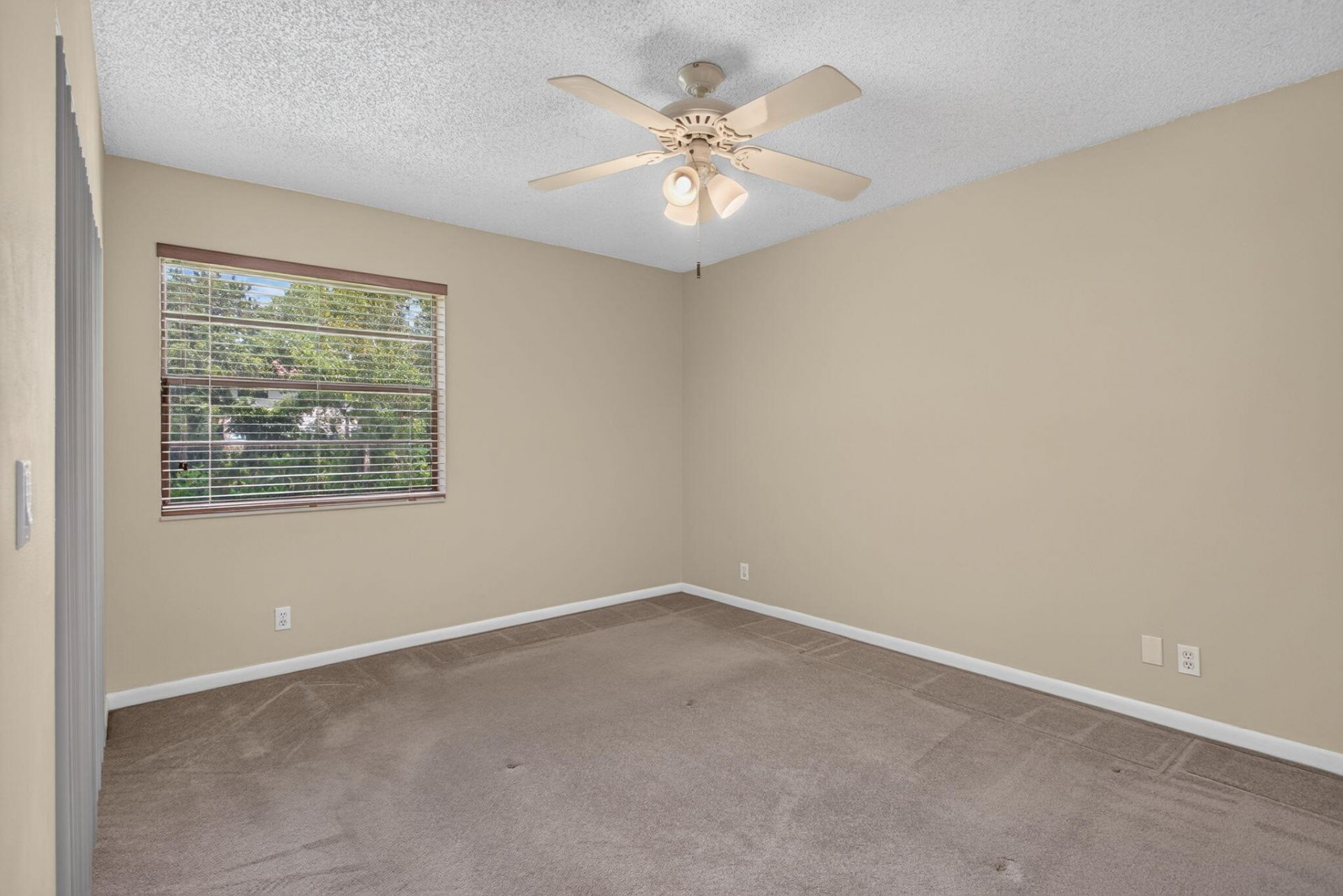 353 NW 36th Avenue, Deerfield Beach, FL 33442 Photo