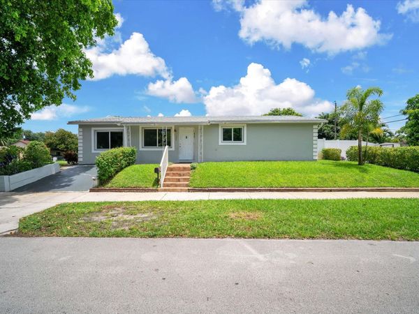 7321 Cody Street, Hollywood, FL 33024