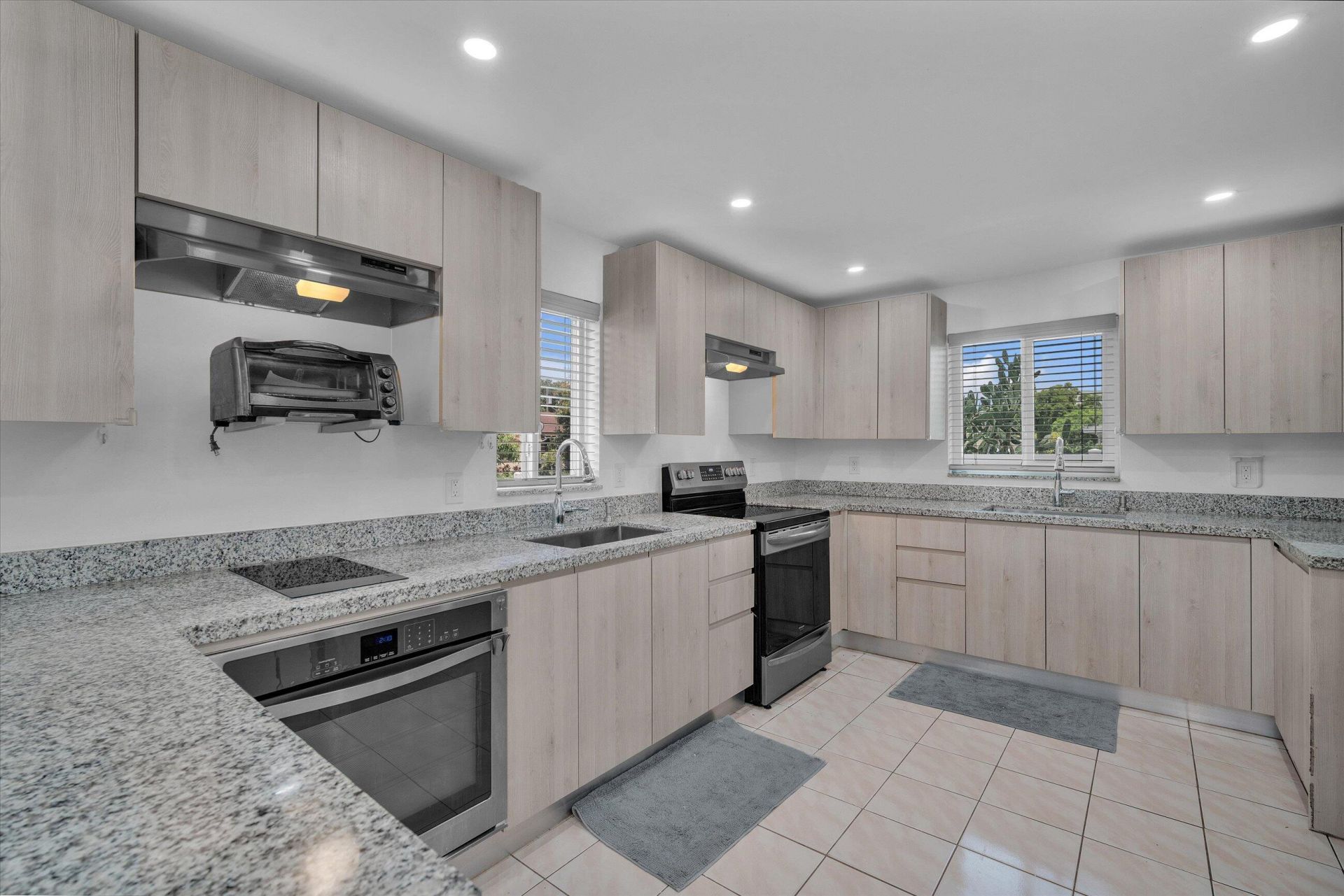 7321 Cody Street, Hollywood, FL 33024 Photo